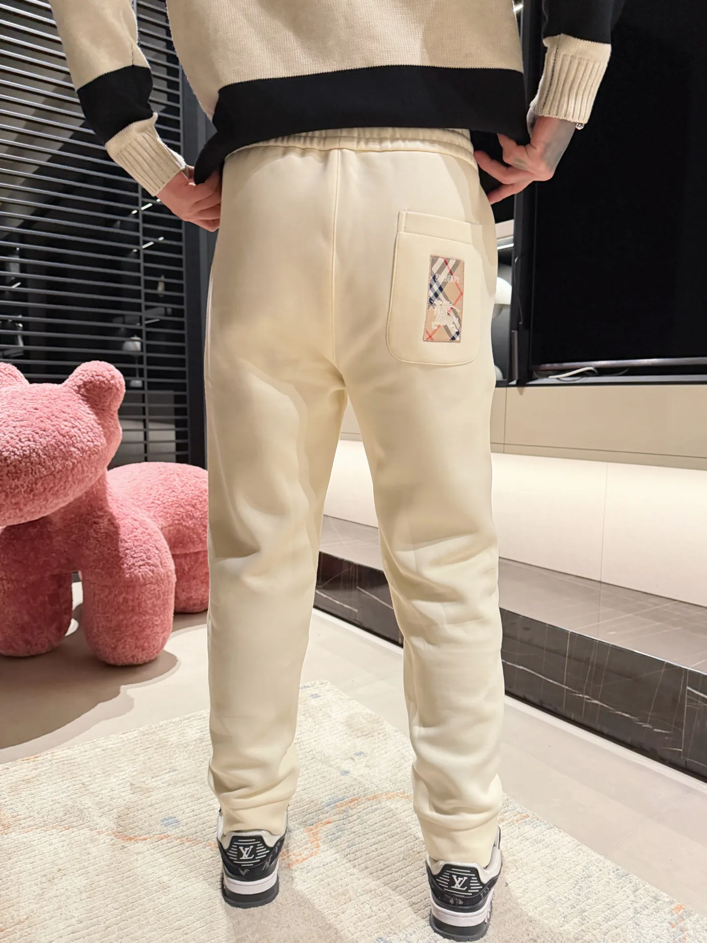 Men's Trousers BURBERRY 18499700