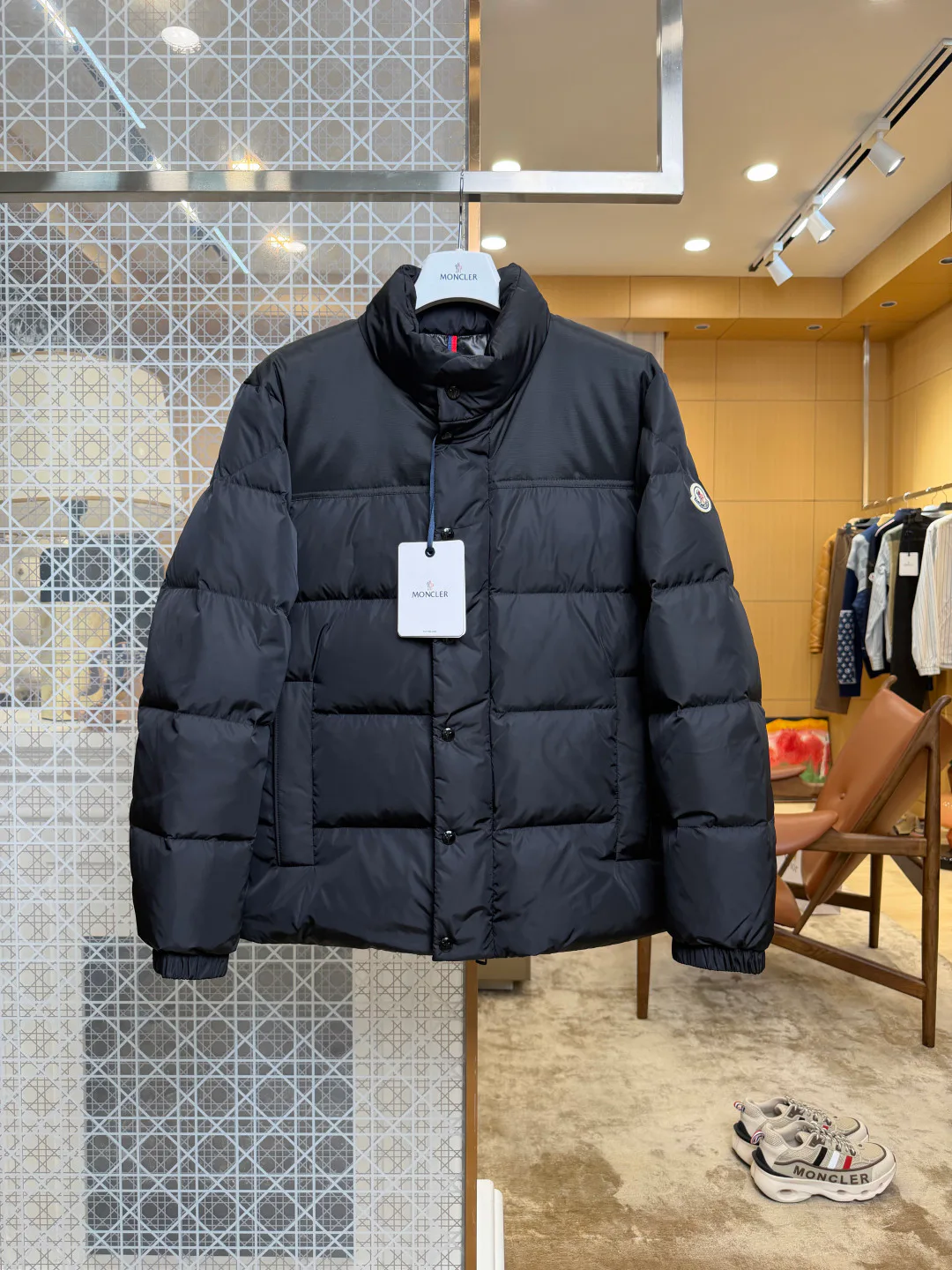 Men's Jackets And Down Jackets MONCLER 18461306