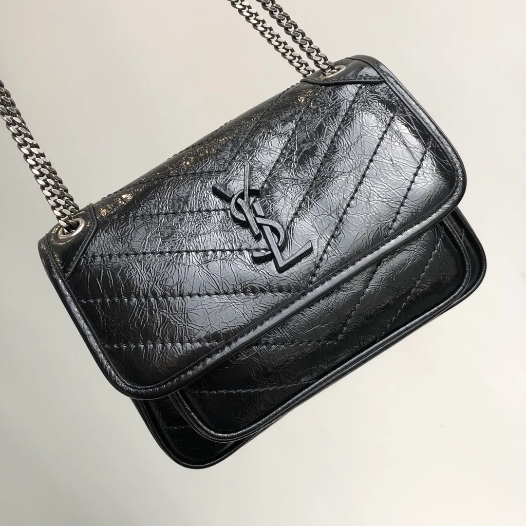 Women's Classic Handbags SAINT LAURENT 17932654