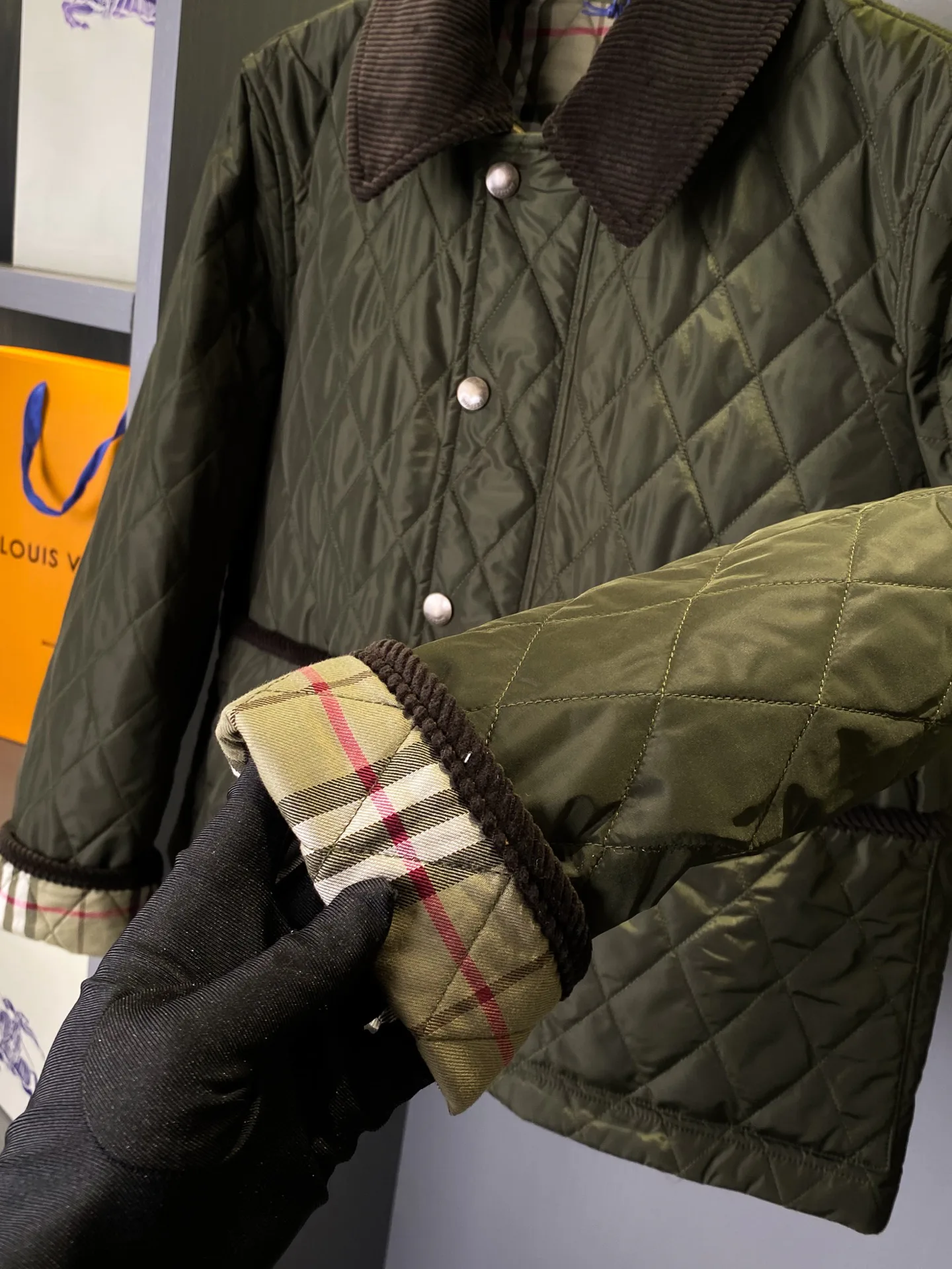 Women's Jackets And Down Jackets BURBERRY 18513002