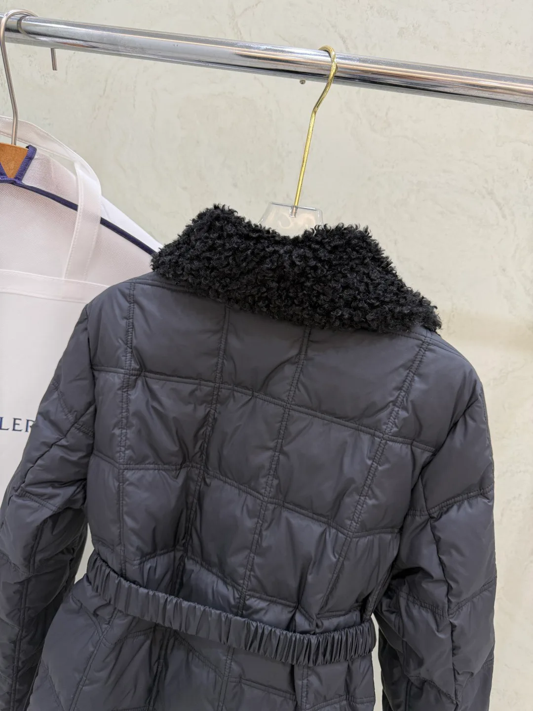 Men's Jackets And Down Jackets MONCLER 17937834