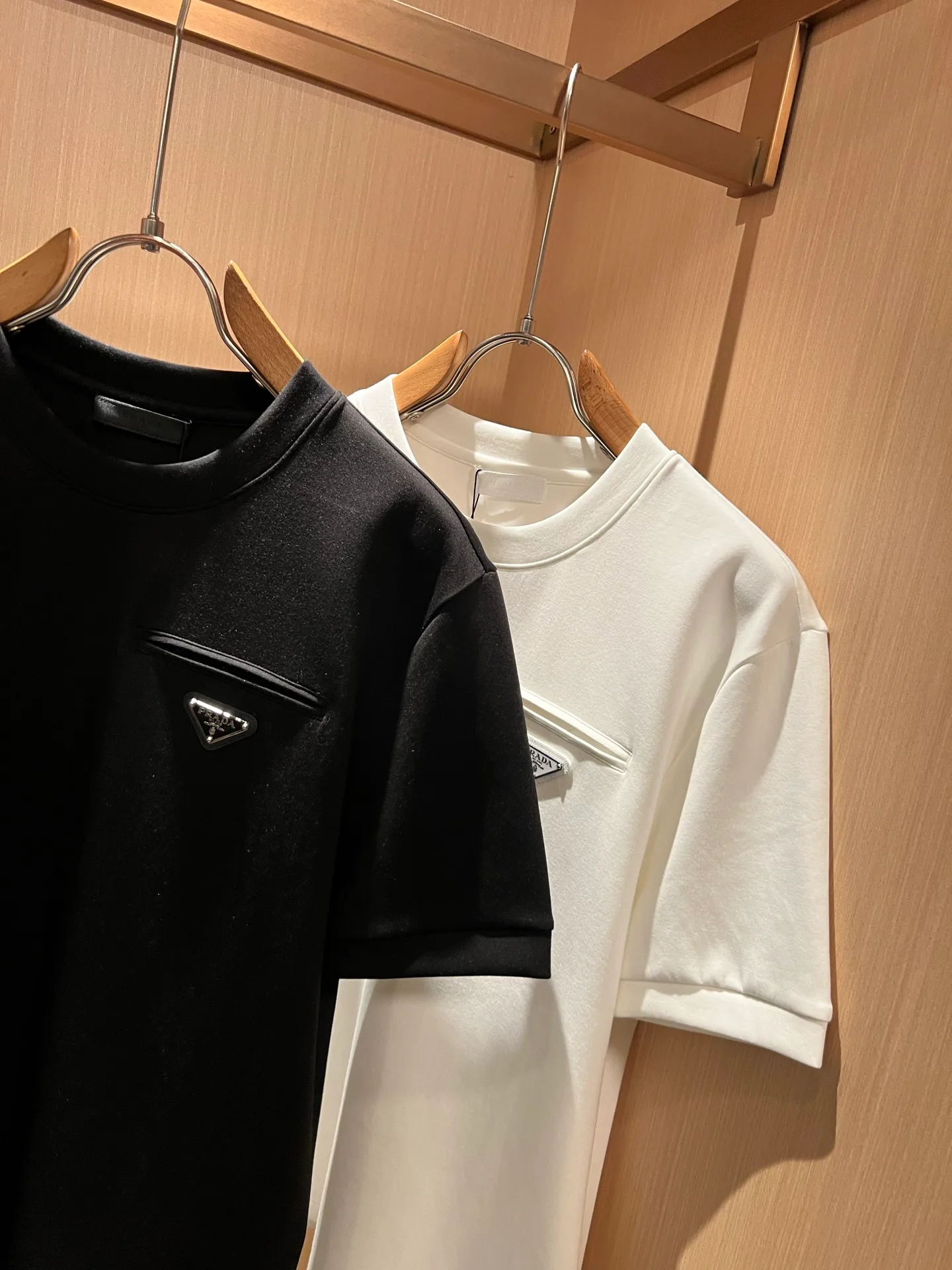 Men's T-Shirts PRADA 18519546