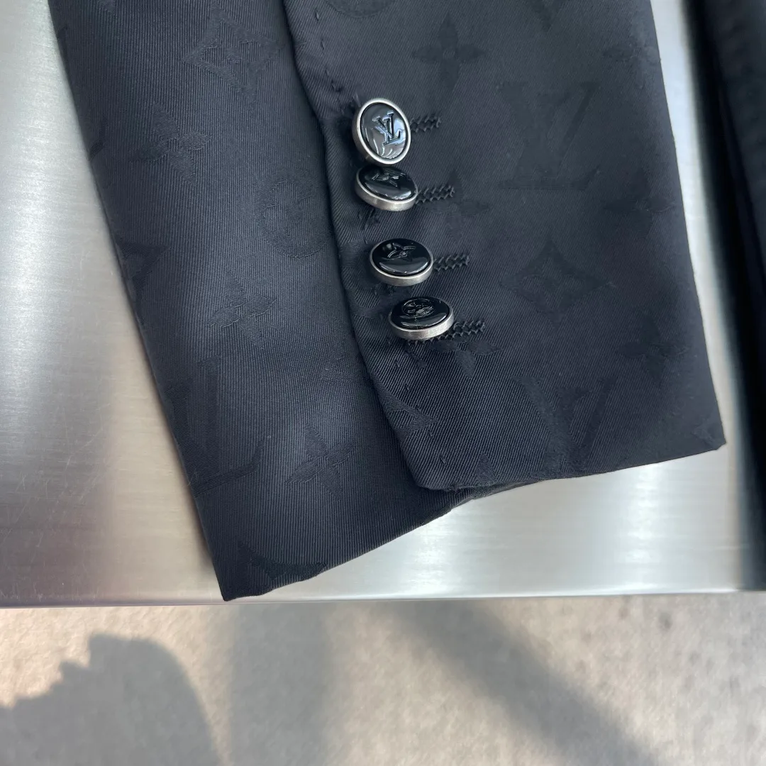 Men's Blazers LOUIS VUITTON 18320154