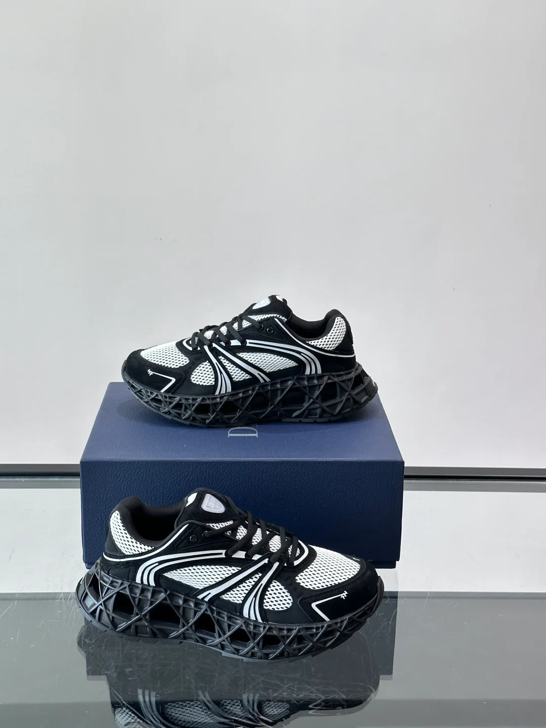 Men's Sneakers CHRISTIAN DIOR 18102579