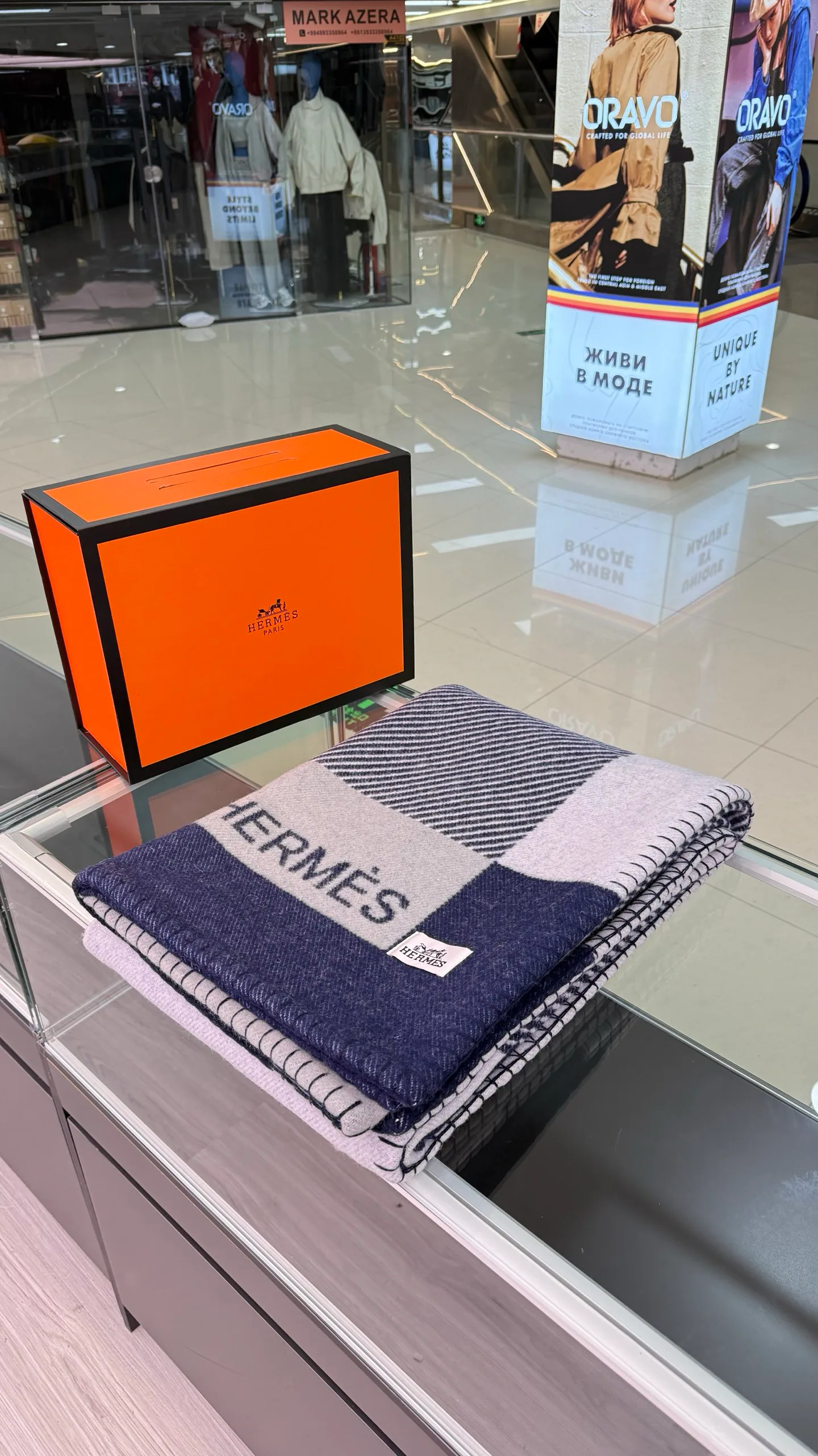 Textiles HERMES 18002653