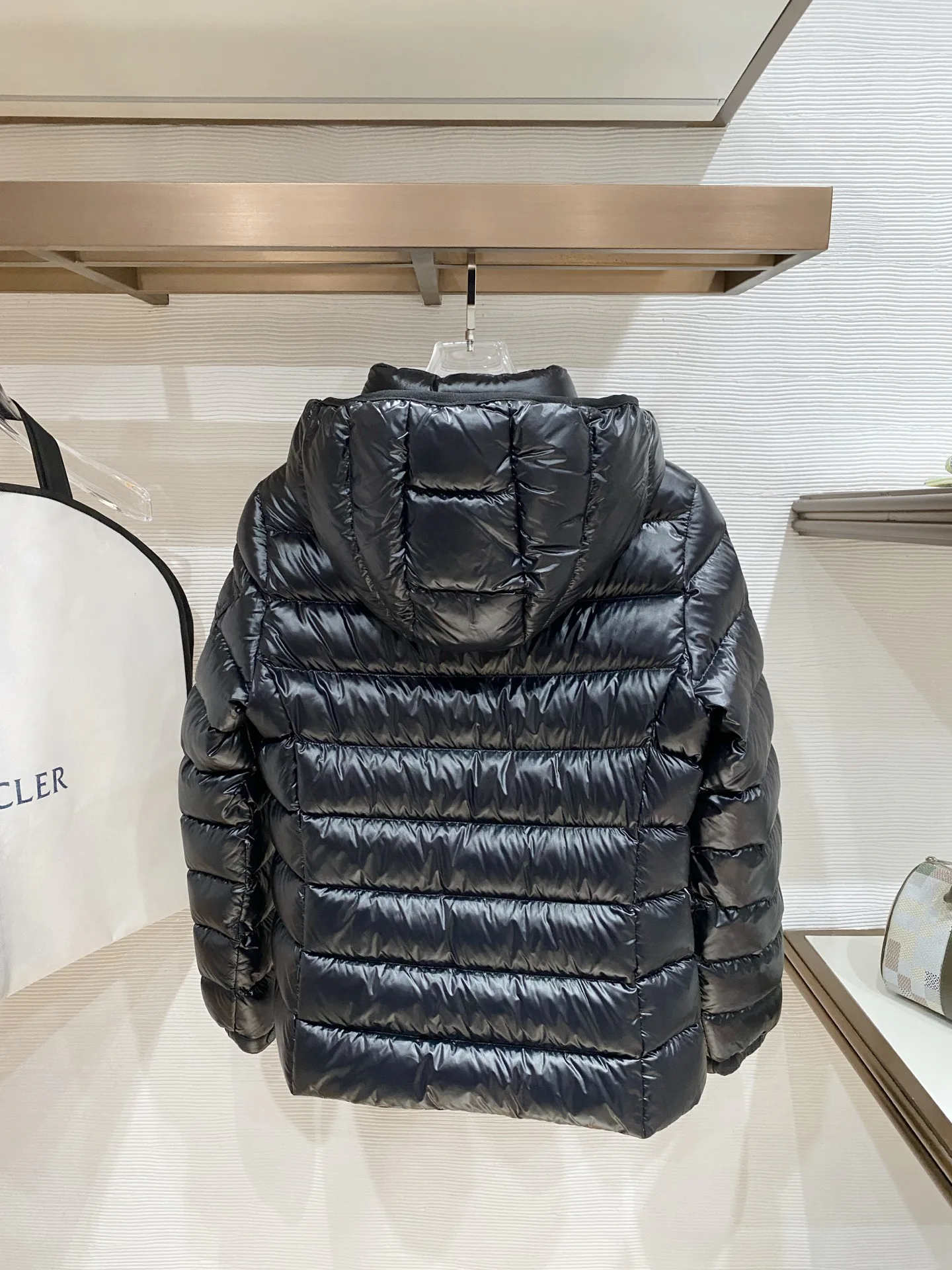 Women's Jackets And Down Jackets MONCLER 17896860