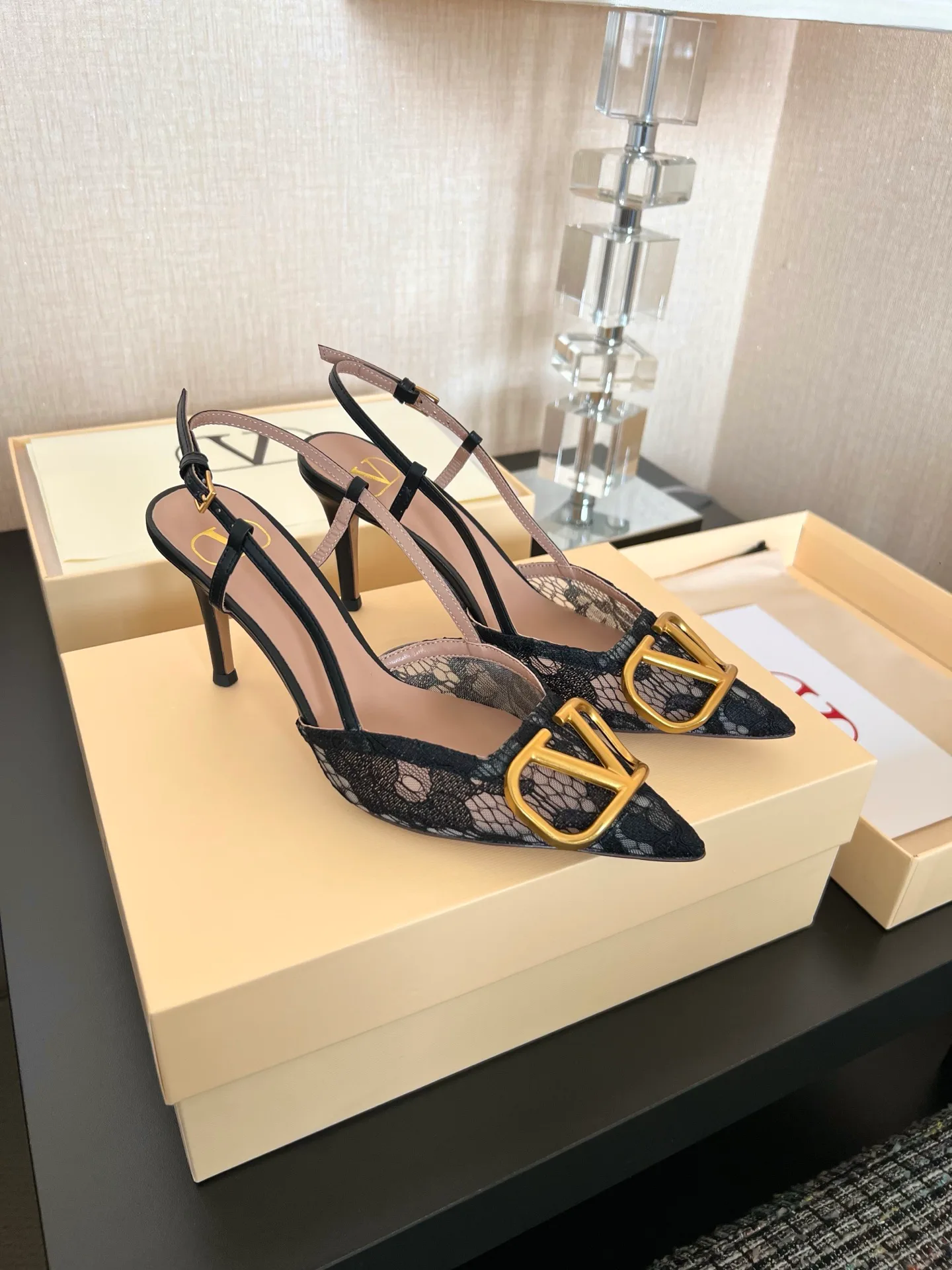 Women's Heels VALENTINO 17480240