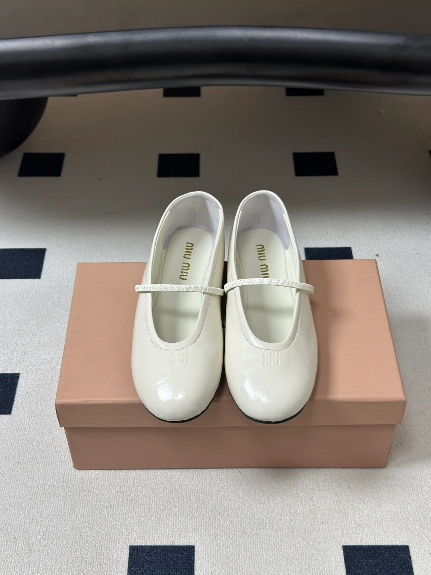 Women's Ballet Flats MIU MIU 17338399