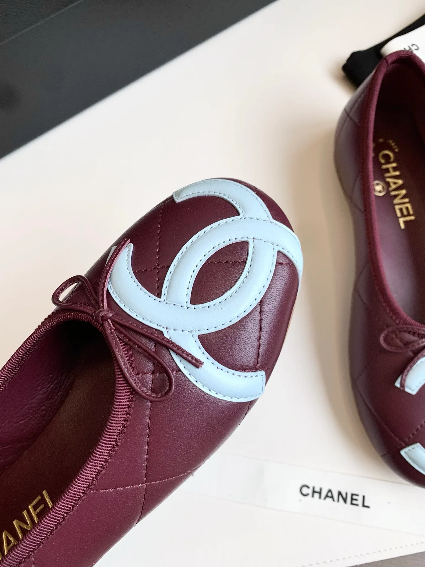 Women's Ballet Flats CHANEL 17990375