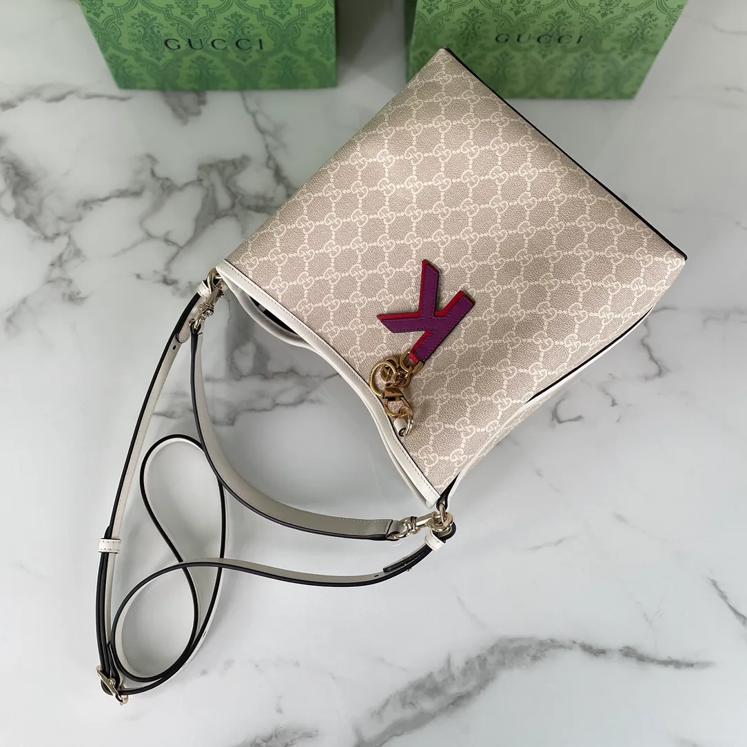 Women's Classic Handbags GUCCI 18273155
