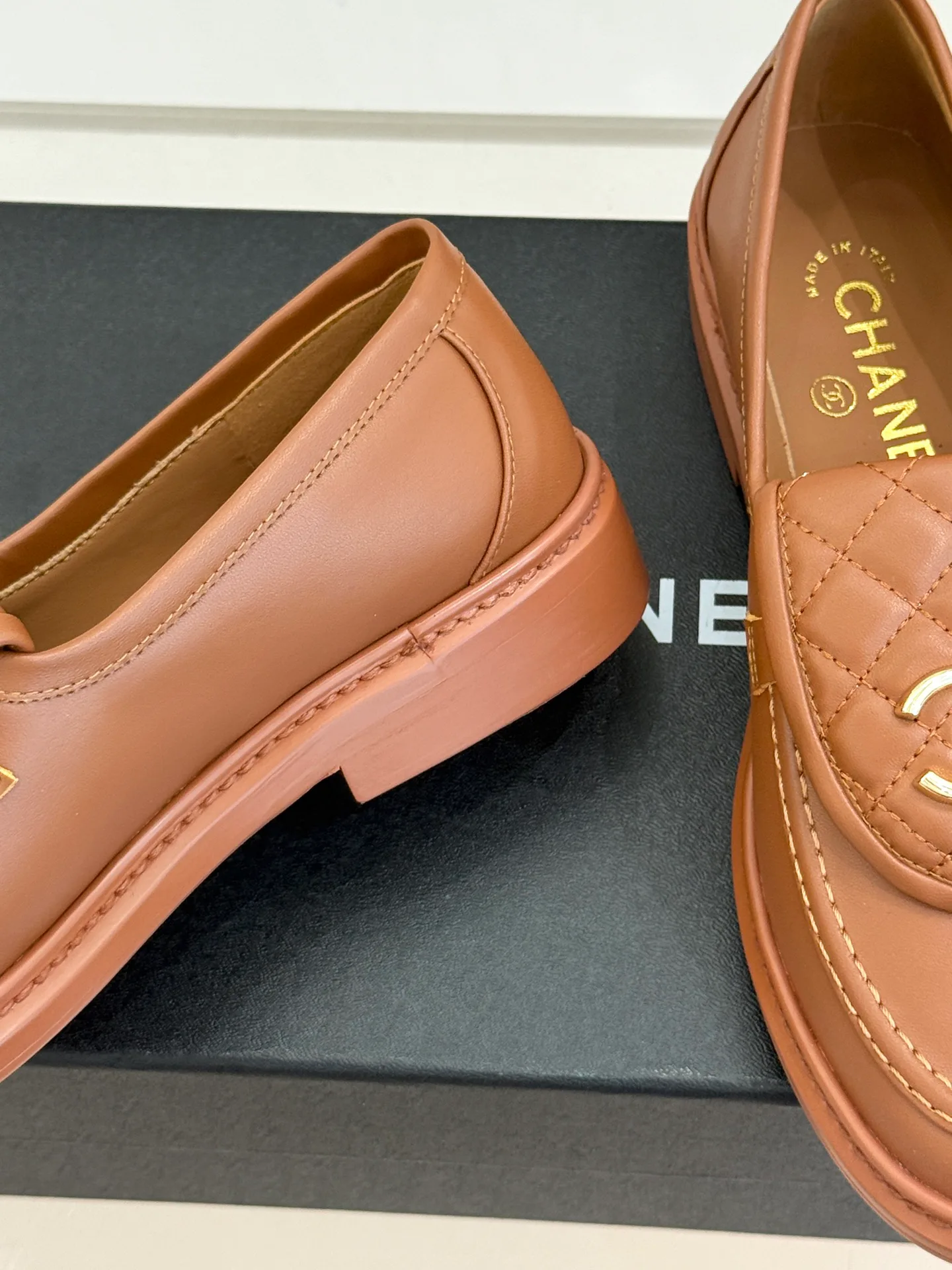 Women's Loafers And Moccasins CHANEL 17336067