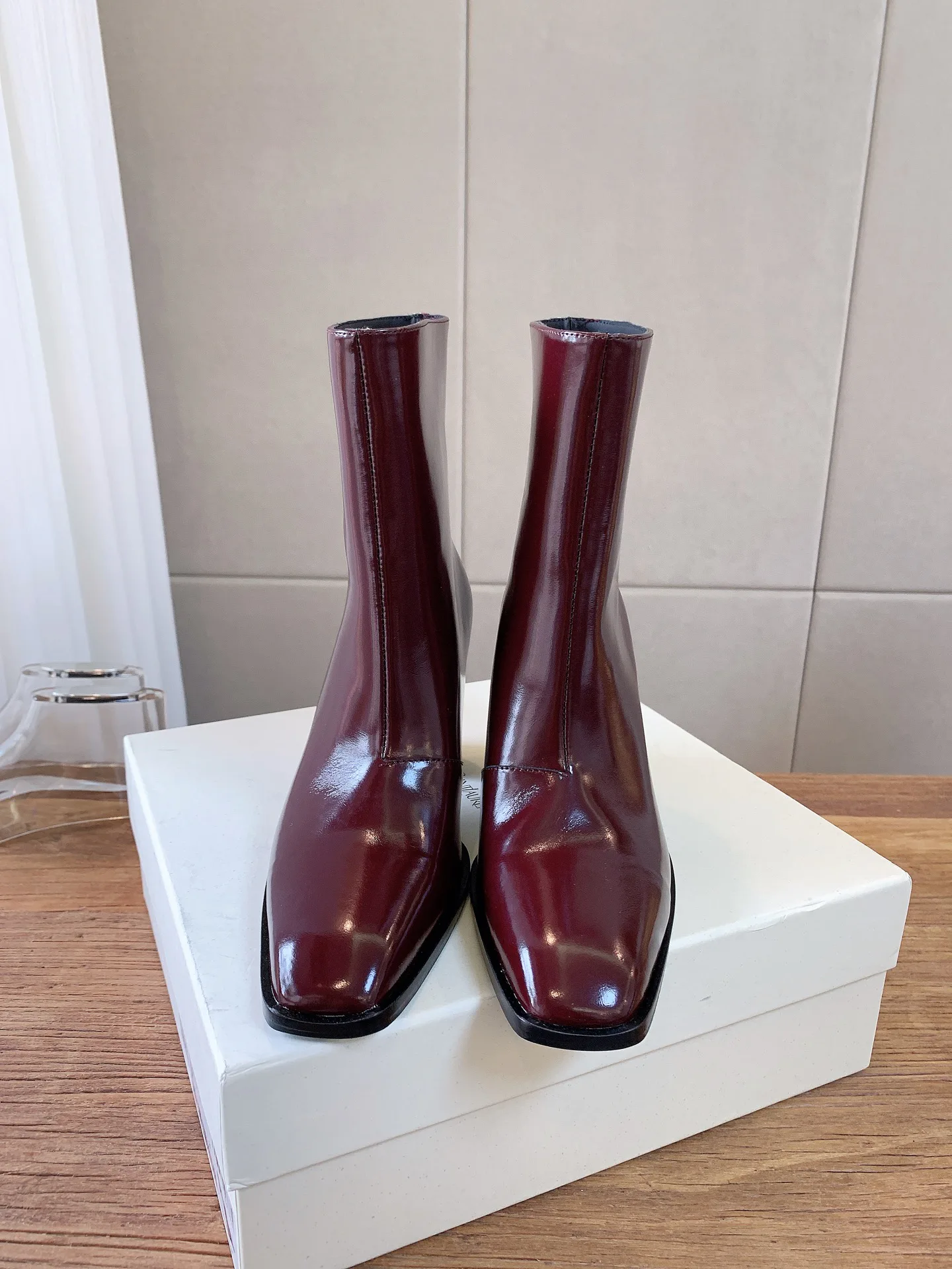 Women's Booties SAINT LAURENT 18365363