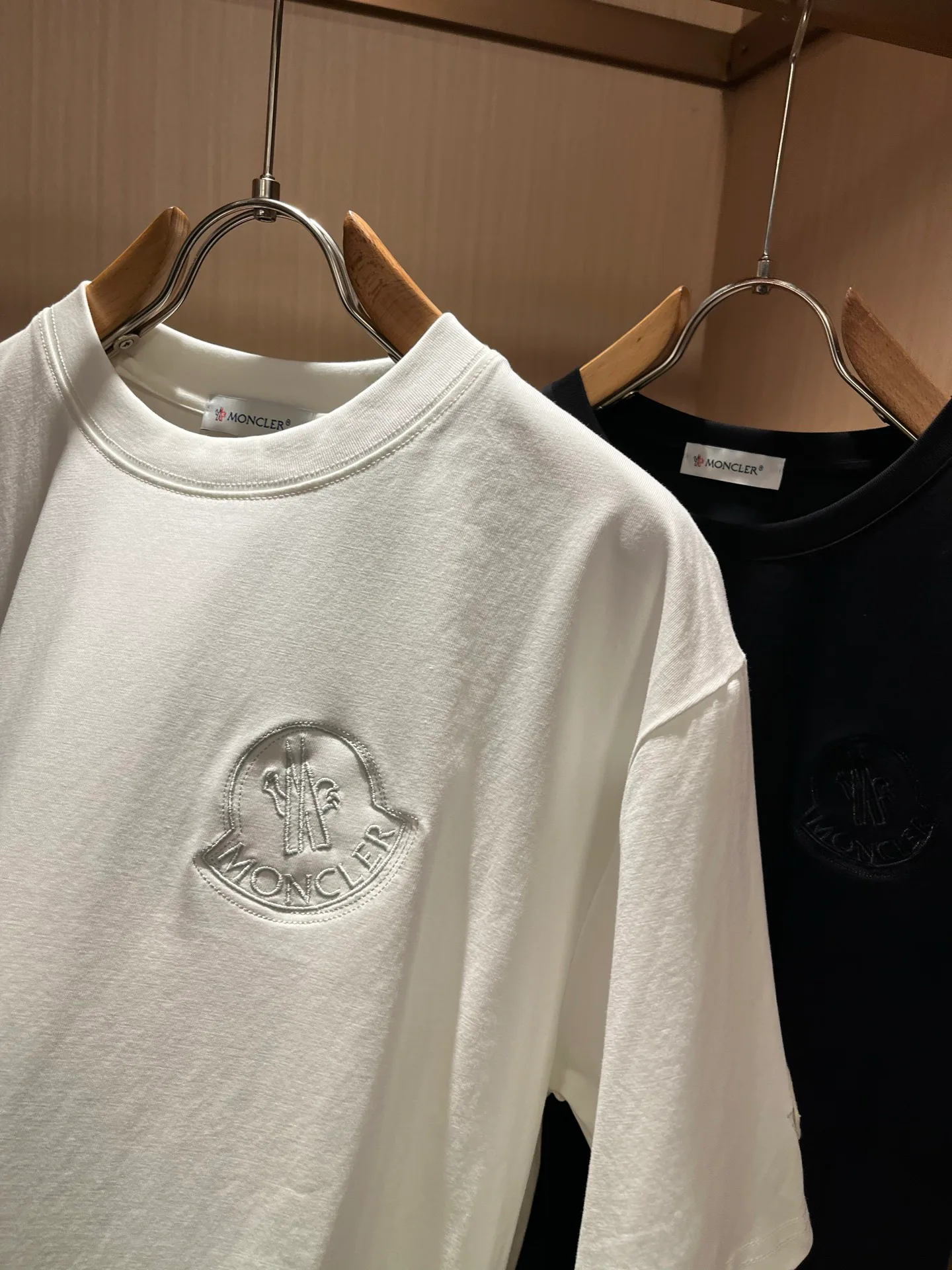 Men's T-Shirts MONCLER 18495787
