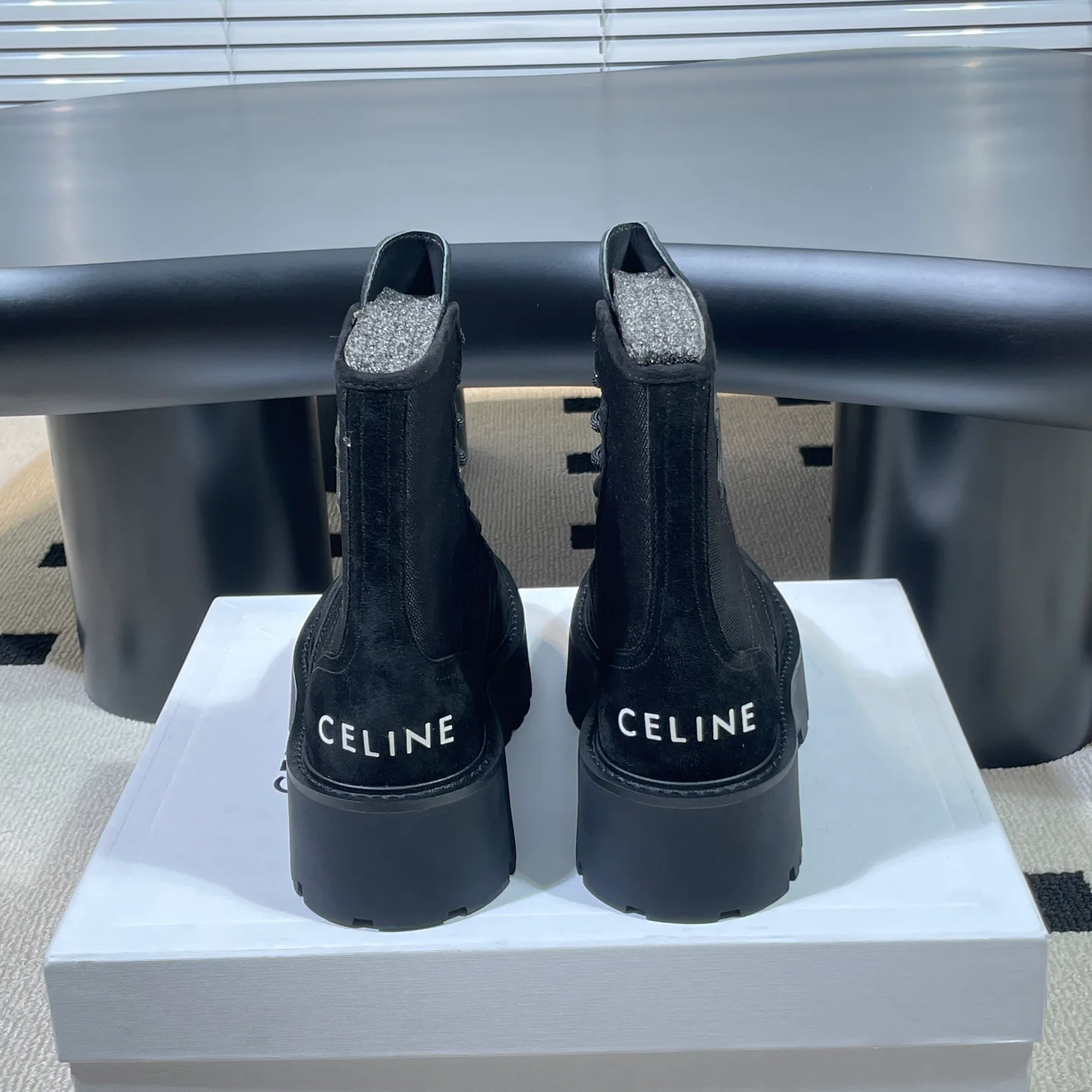 Women's Ankle Boots CELINE 18041608