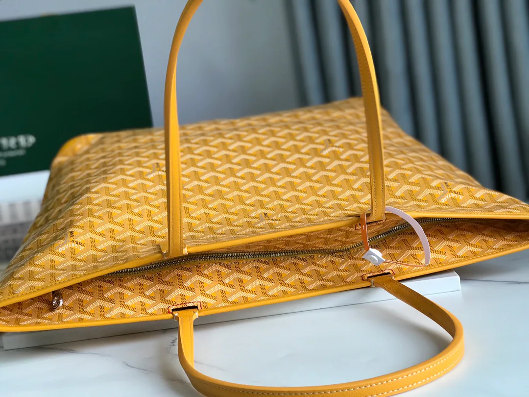 Women's Classic Handbags GOYARD 17926471