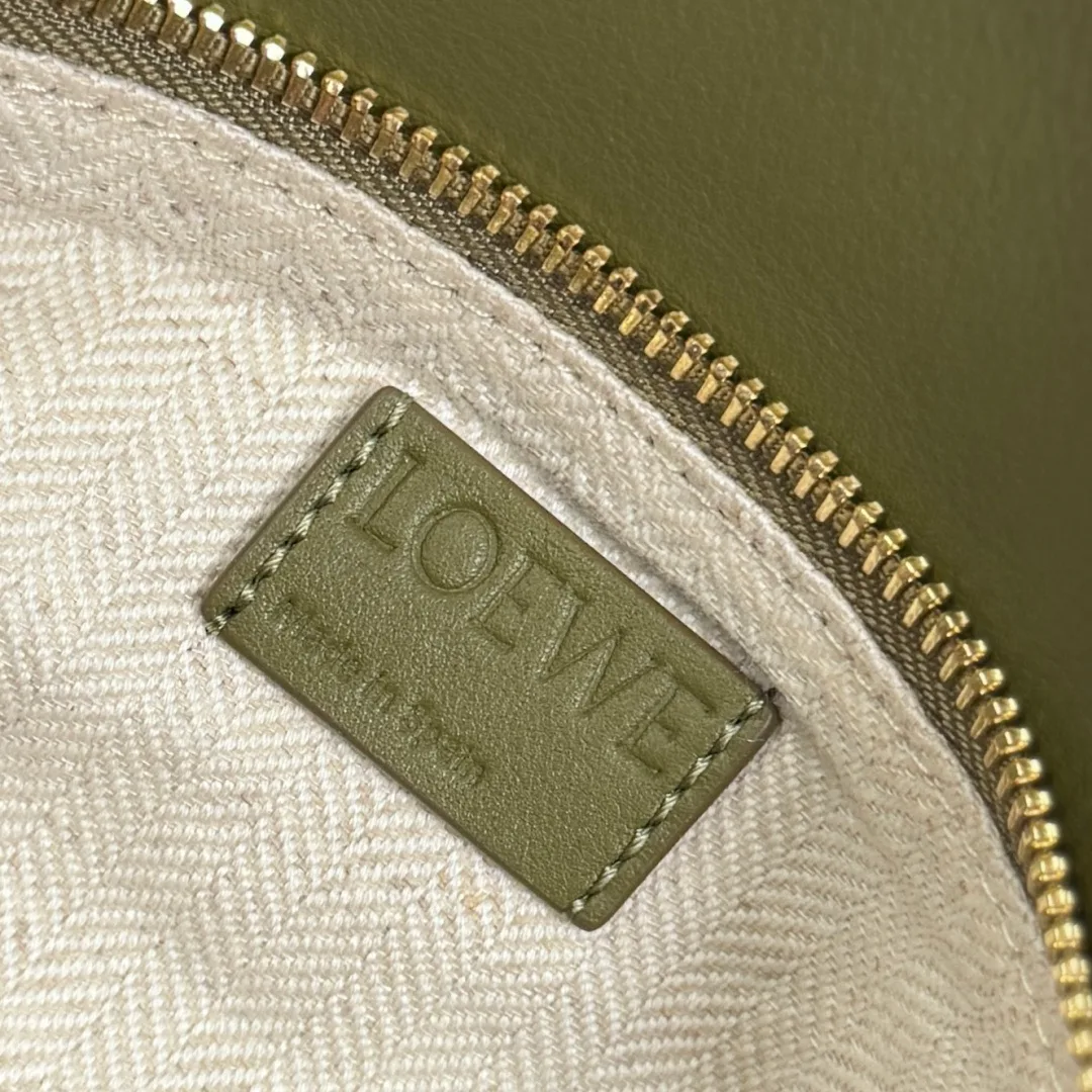 Классические Сумки Женские Loewe 18634788