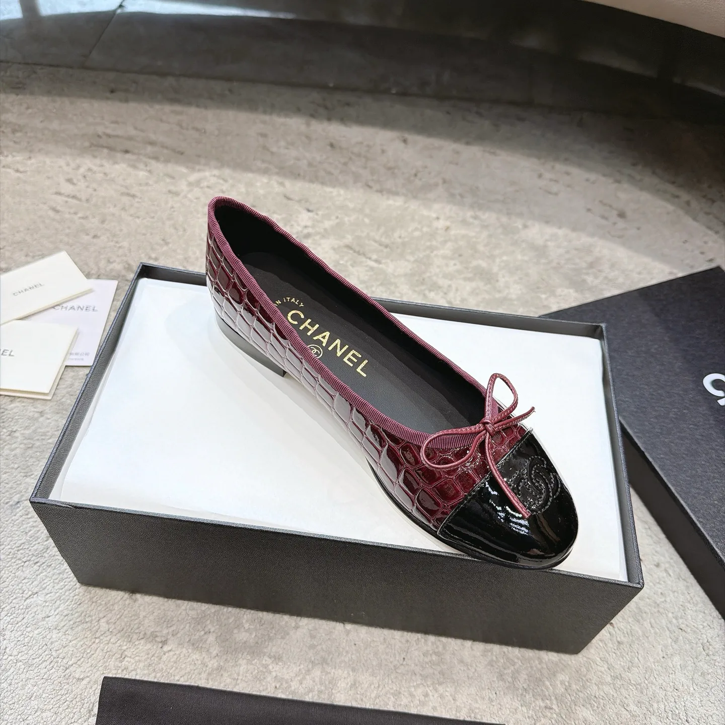 Women's Ballet Flats CHANEL 18323598