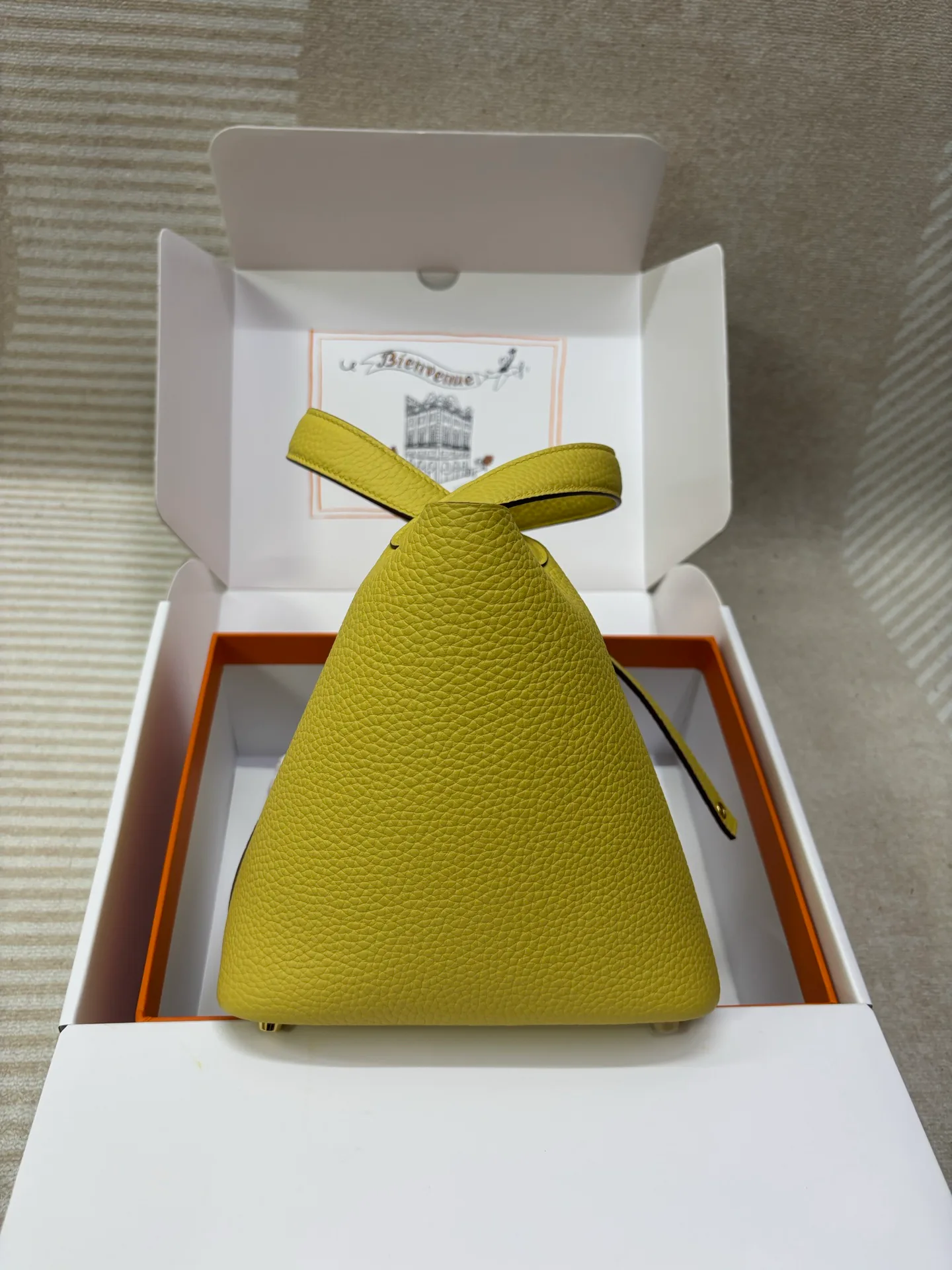 Women's Classic Handbags HERMES 18203184