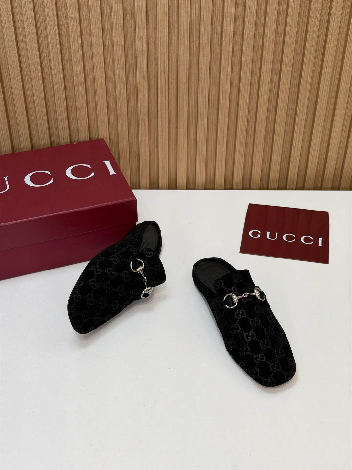 Women's Mules And Clogs GUCCI 18083800