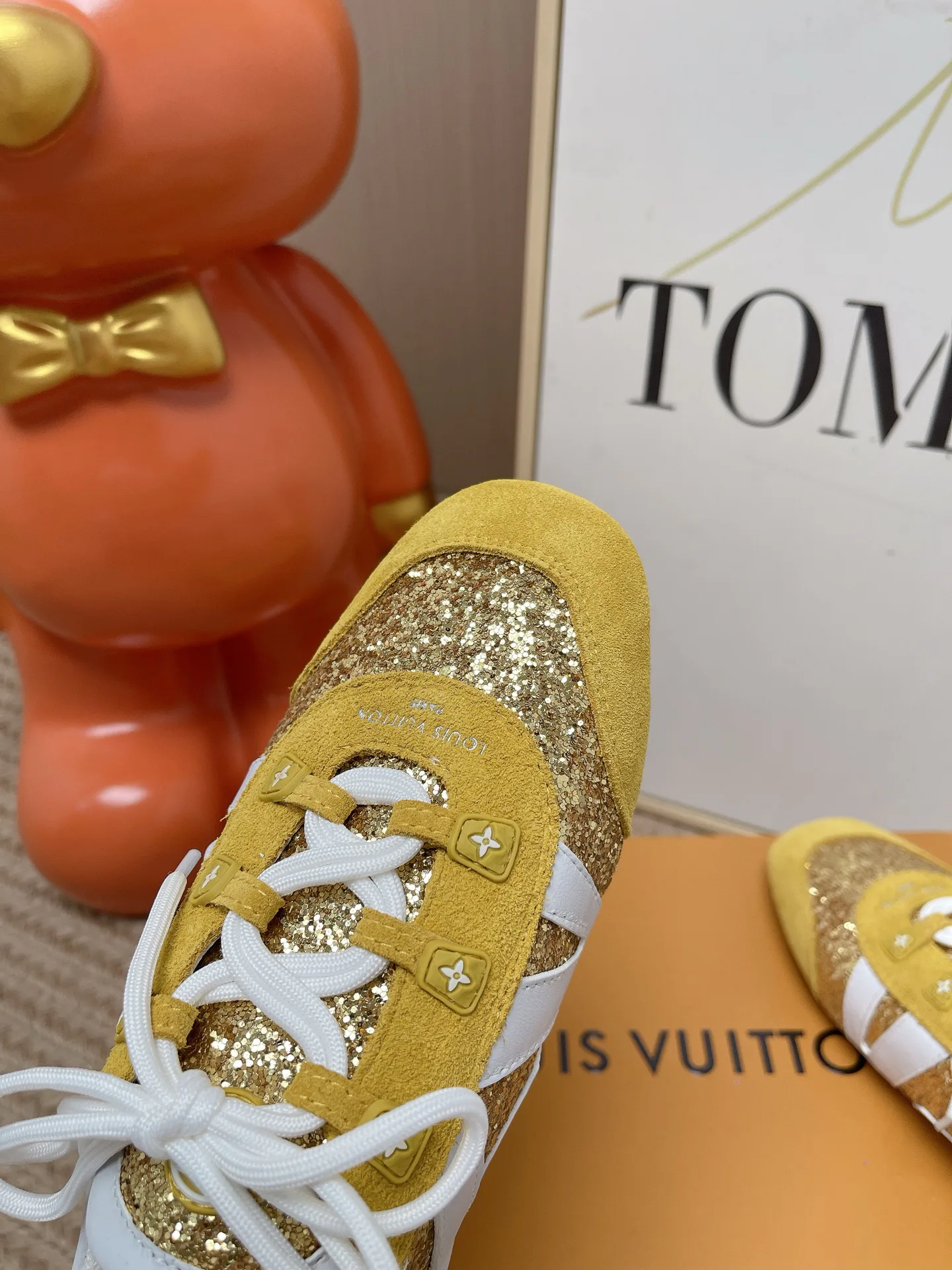Women's Sneakers LOUIS VUITTON 17449402