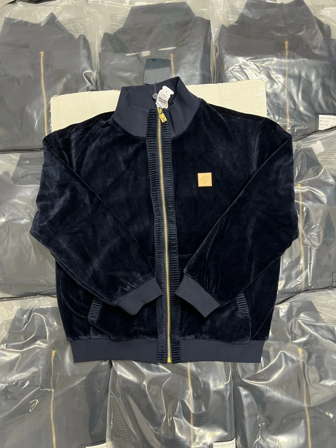 Men's Jackets And Down Jackets LOUIS VUITTON 17364971