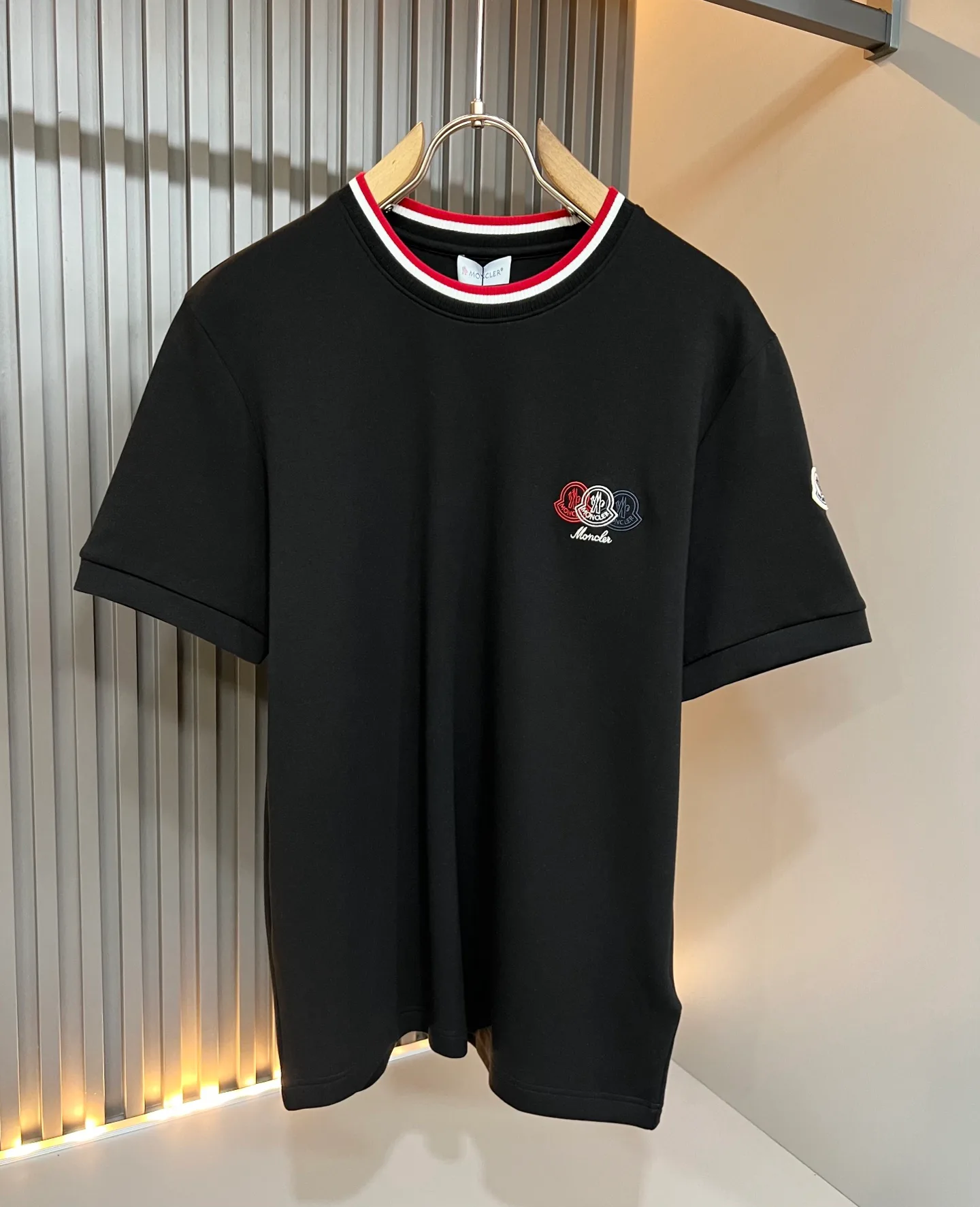 Men's T-Shirts MONCLER 18519530