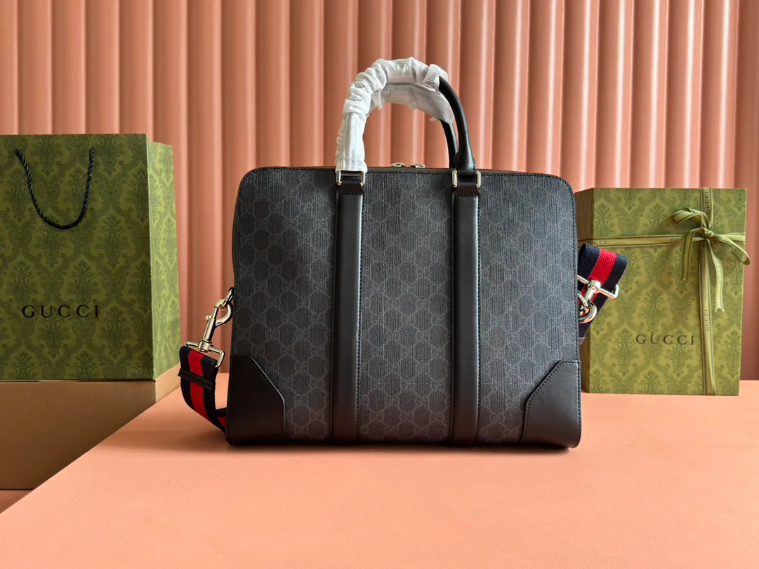 Women's Classic Handbags GUCCI 17947640