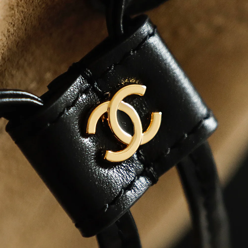 Women's Classic Handbags CHANEL 18147683