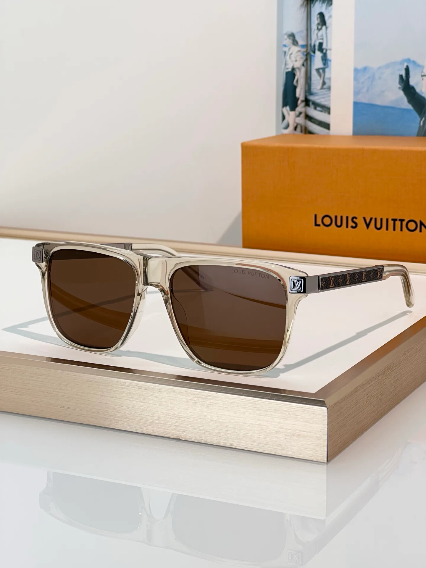 Glasses LOUIS VUITTON 18060375