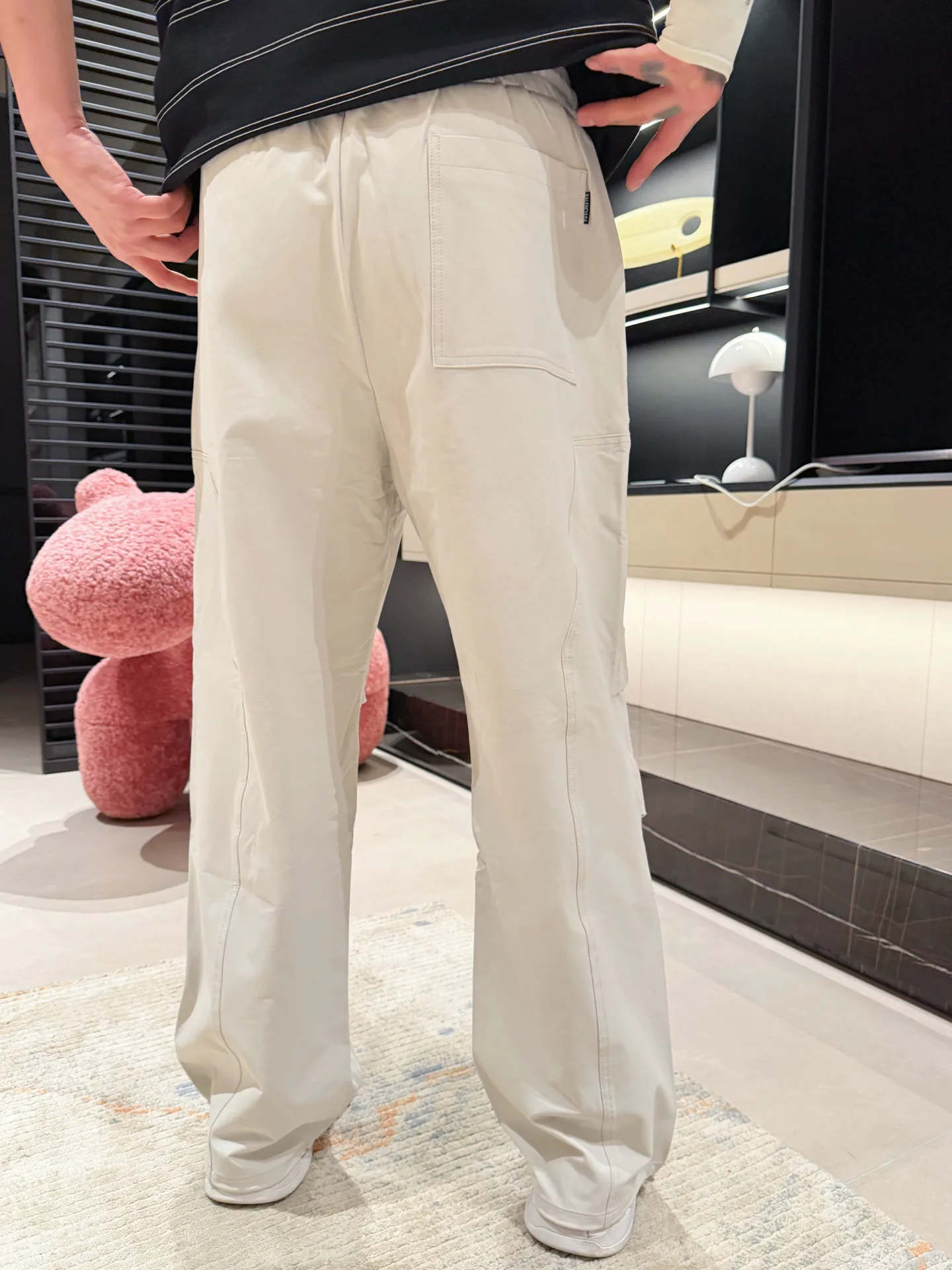Men's Trousers BALENCIAGA 18499705