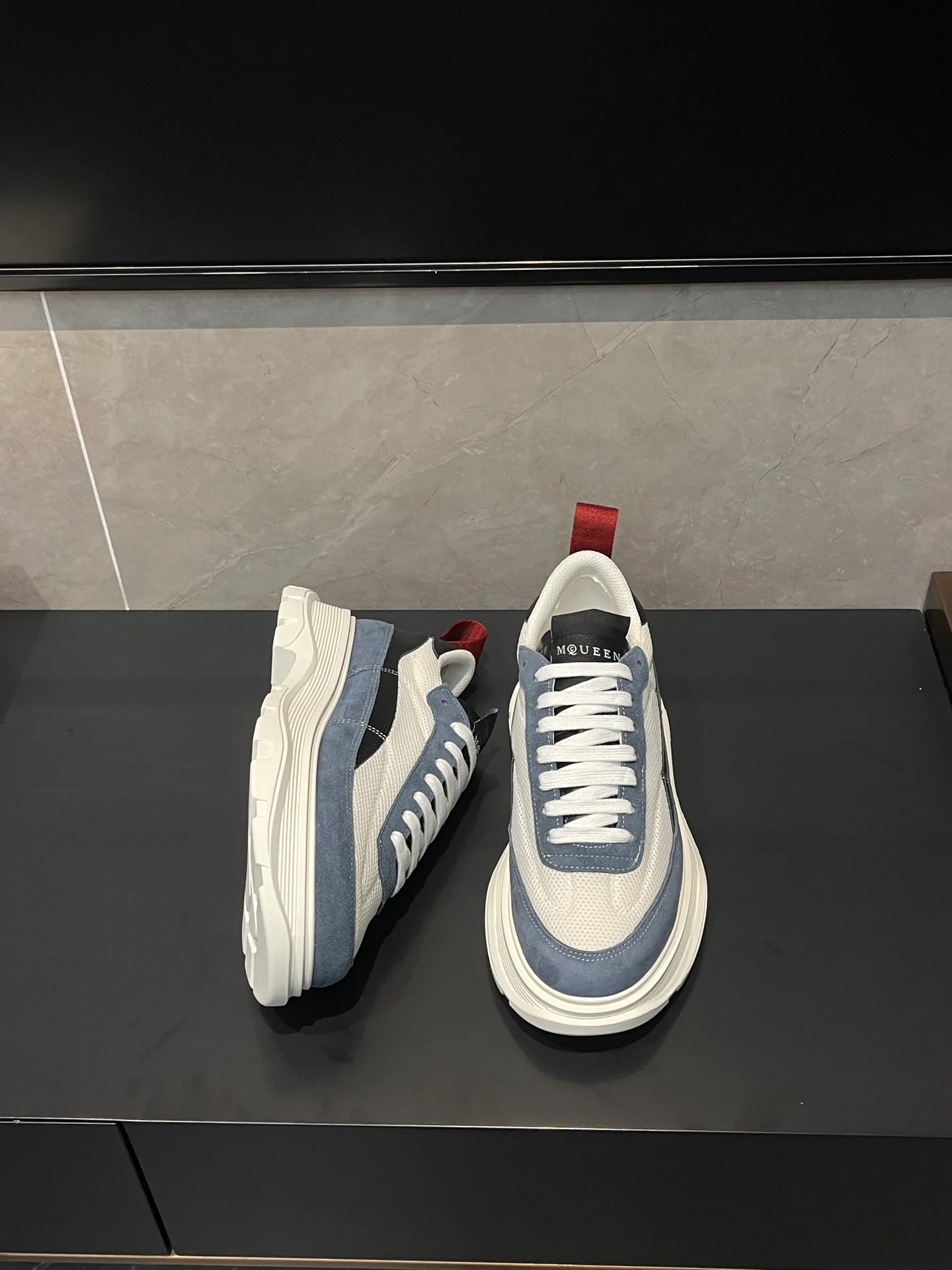 Women's Sneakers ALEXANDER MCQUEEN 18363949