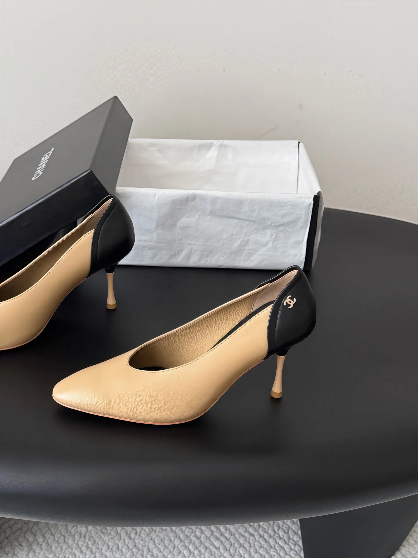 Women's Heels CHANEL 18378201