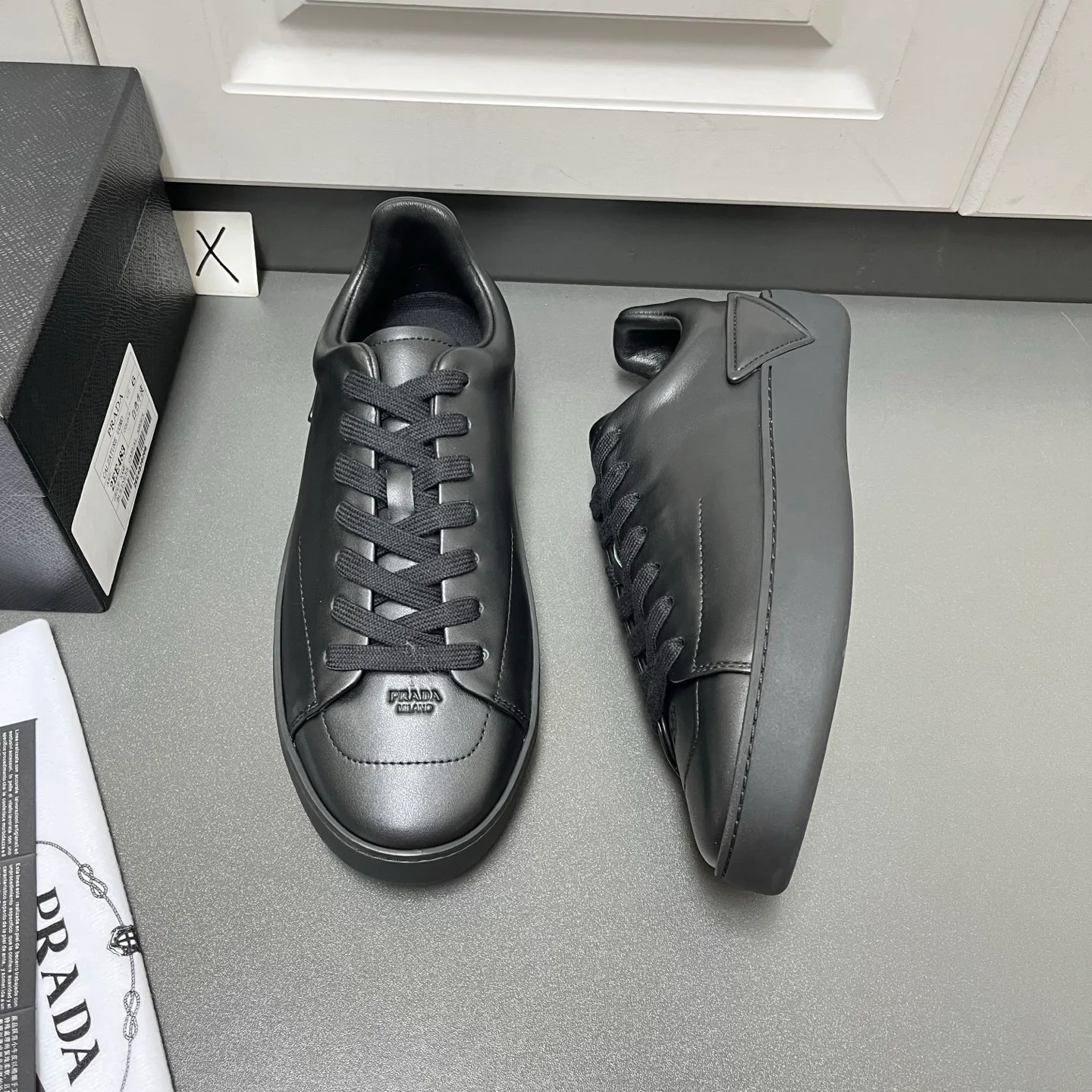 Men's Sneakers PRADA 16940094