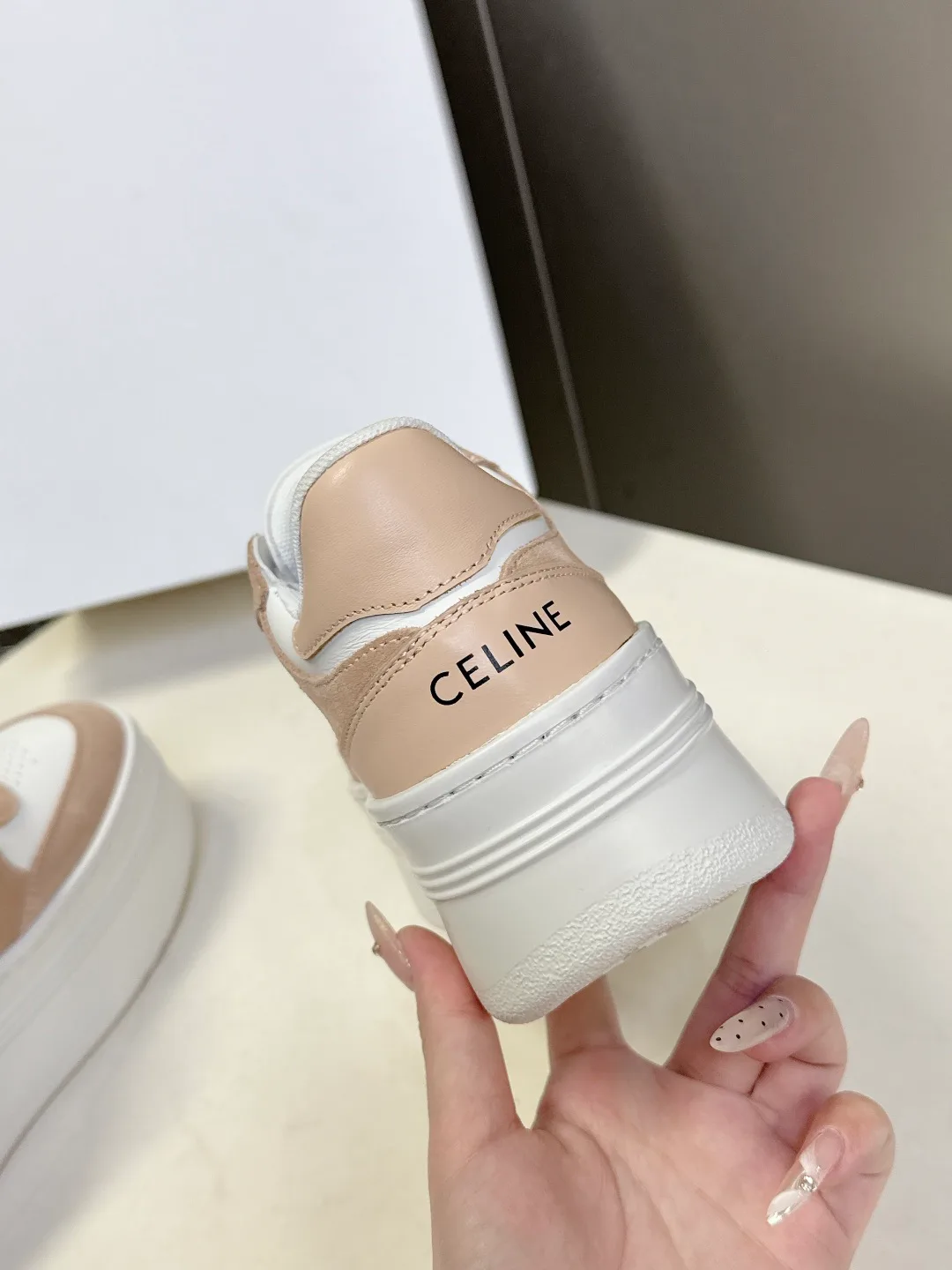 Women's Sneakers CELINE 18006031