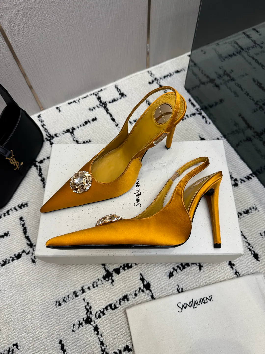 Women's Heels SAINT LAURENT 18237800