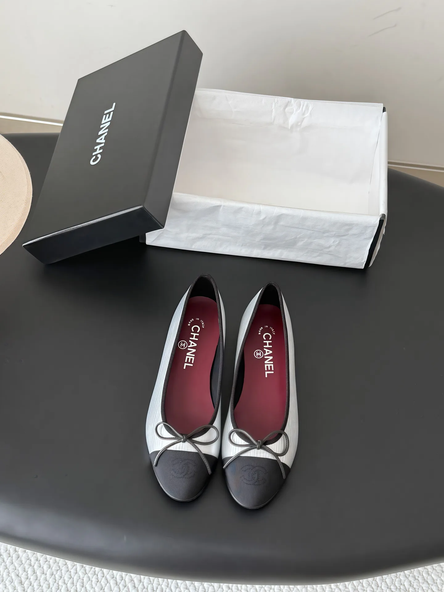 Women's Ballet Flats CHANEL 18139375