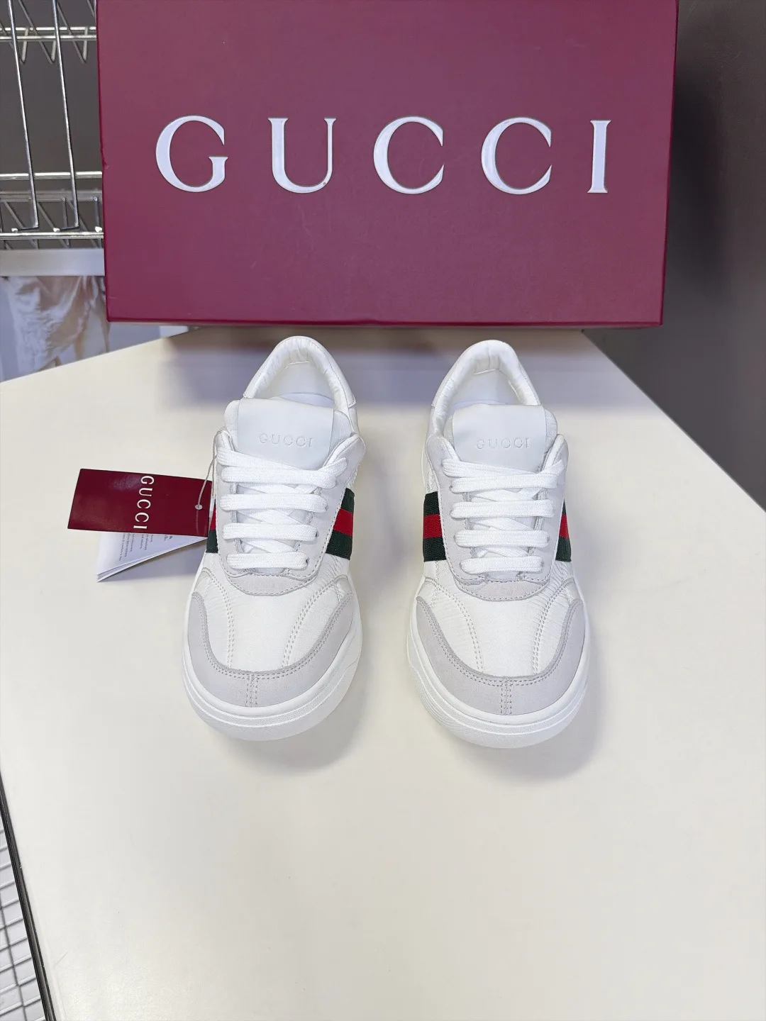 Women's Sneakers GUCCI 18005190