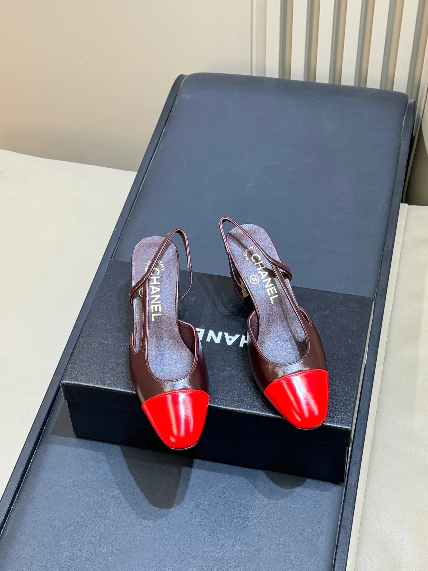 Women's Heels CHANEL 18073622