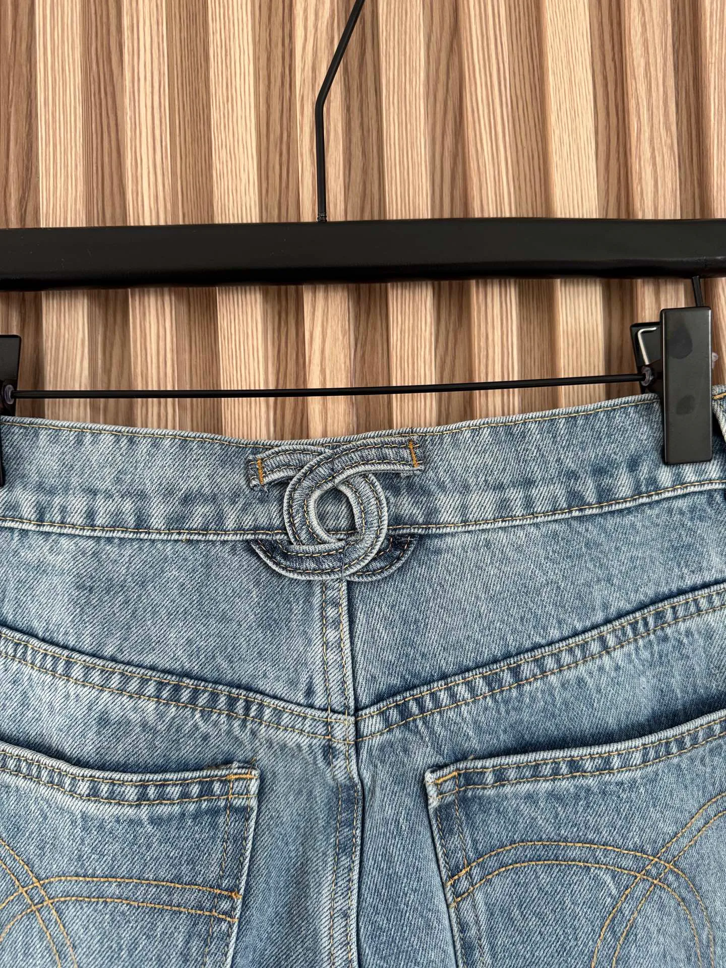 Women's Jeans CHANEL 17953956