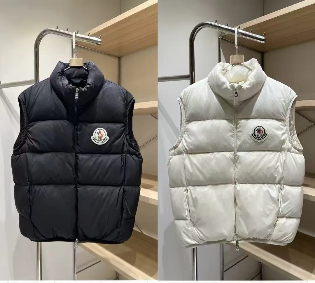 Women's Vests MONCLER 18131397