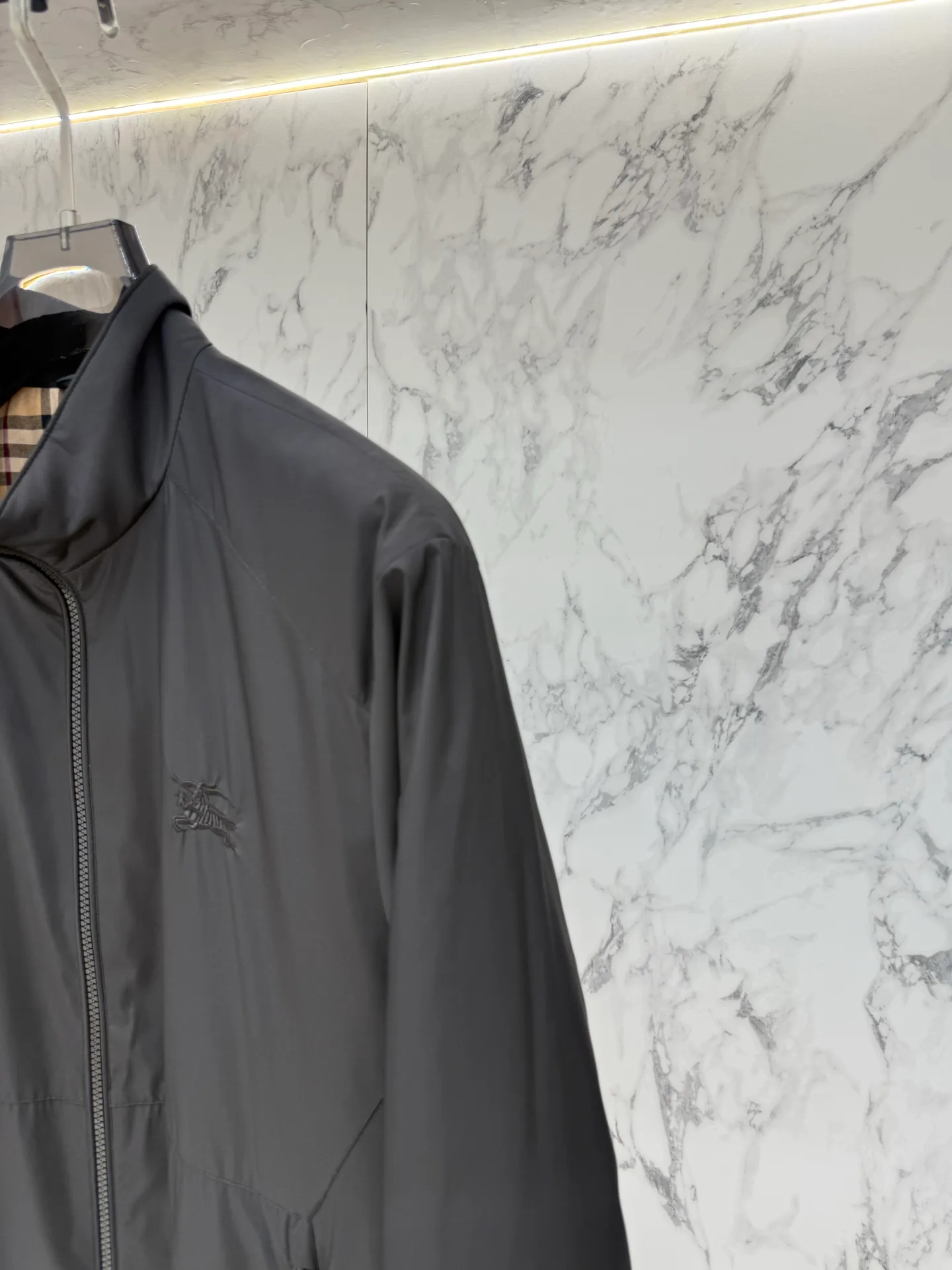 Men's Jackets And Down Jackets BURBERRY 18178424