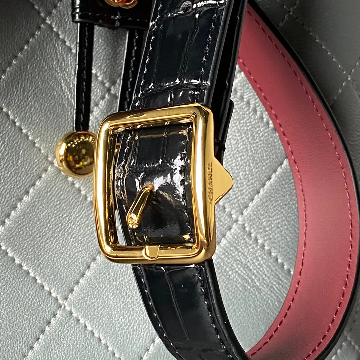 Women's Classic Handbags CHANEL 18208022