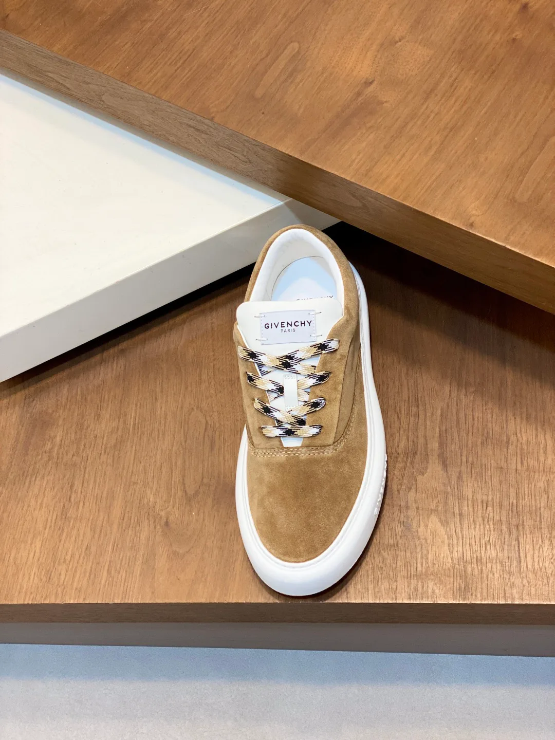 Men's Sneakers GIVENCHY 18449122
