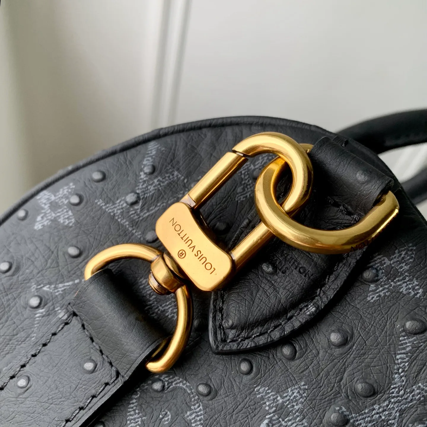 Women's Classic Handbags LOUIS VUITTON 18147440