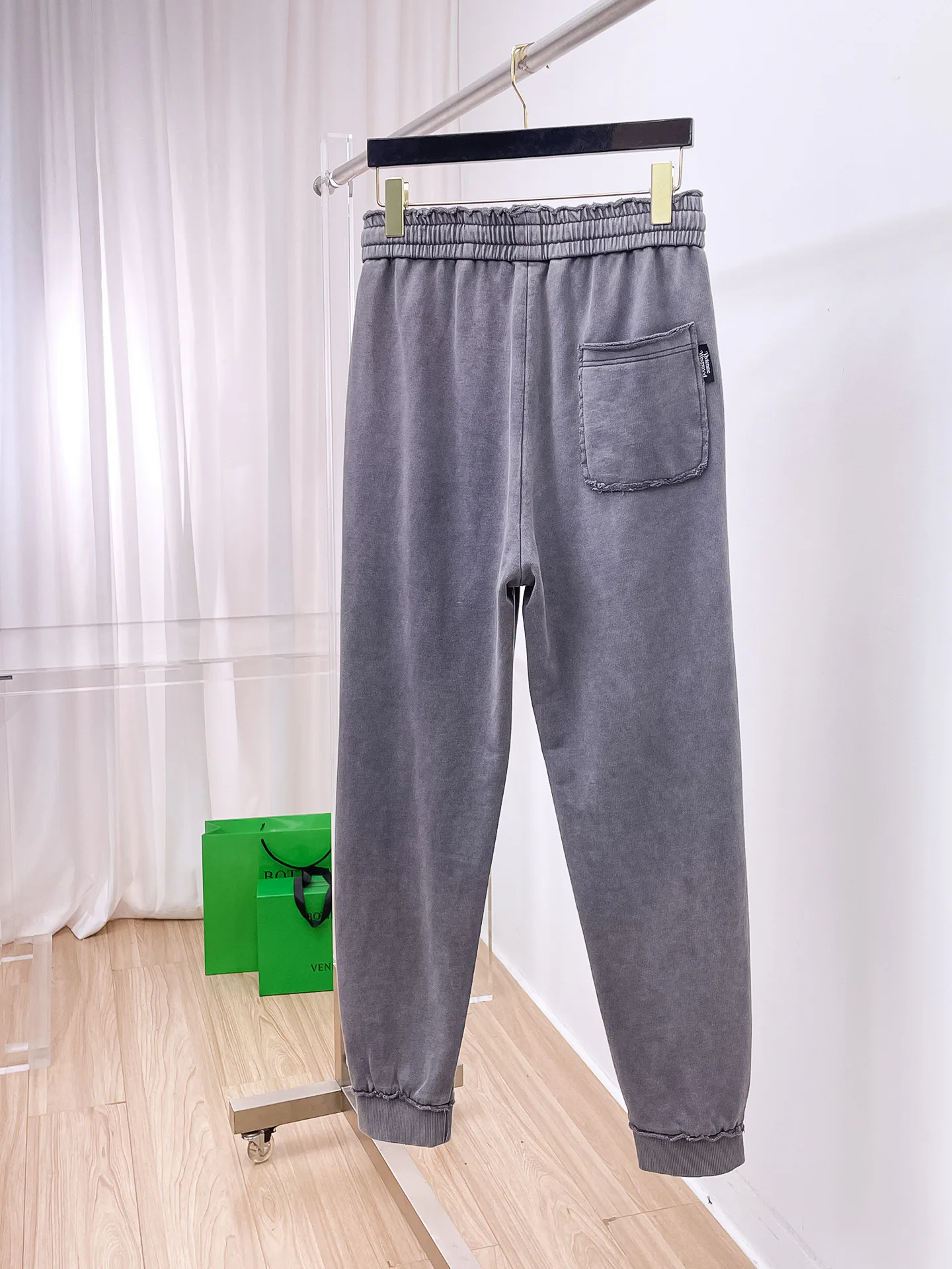 Men's Trousers VIVIENNE WESTWOOD 18399425