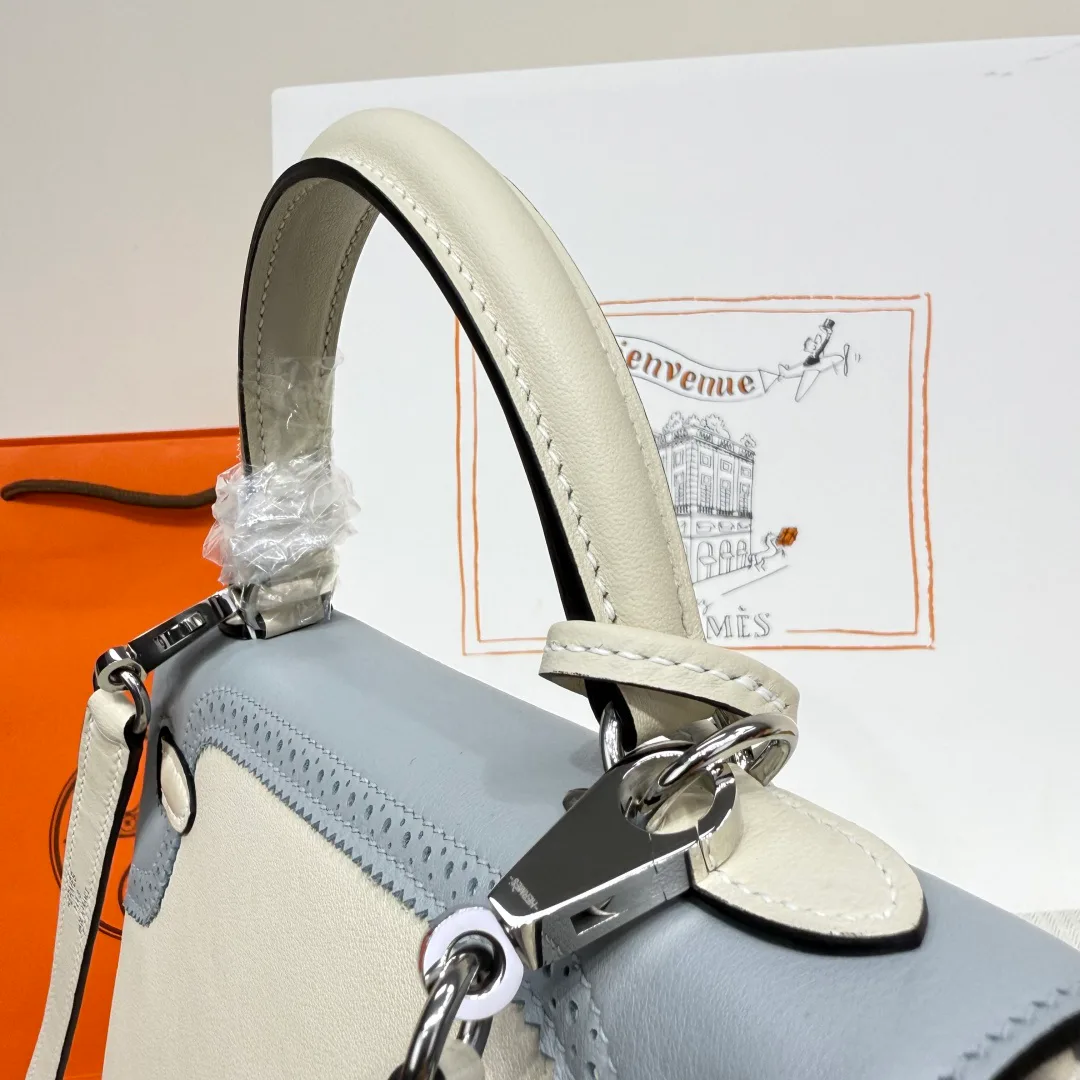 Women's Classic Handbags HERMES 18394574