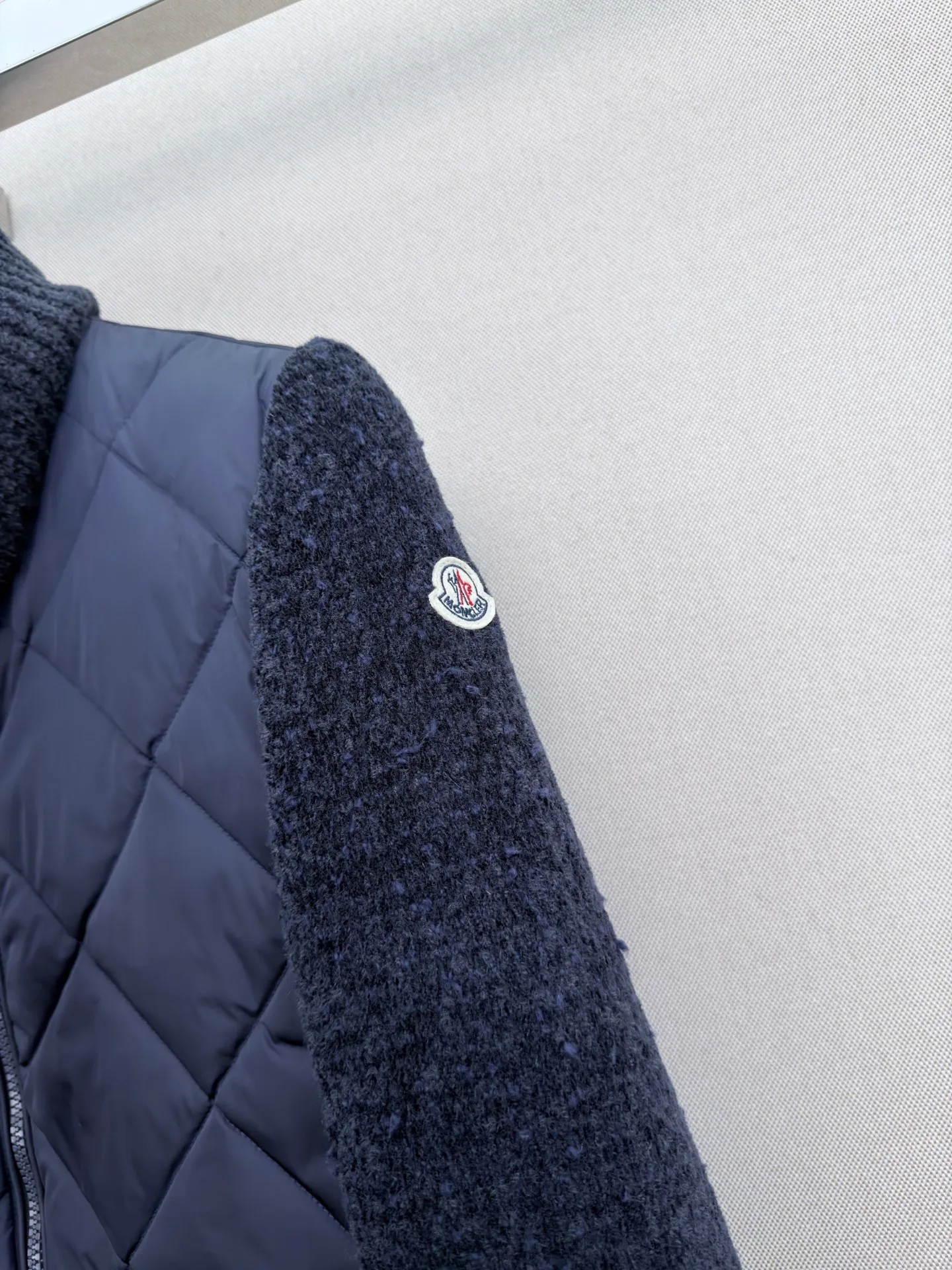 Women's Jackets And Down Jackets MONCLER 18203545