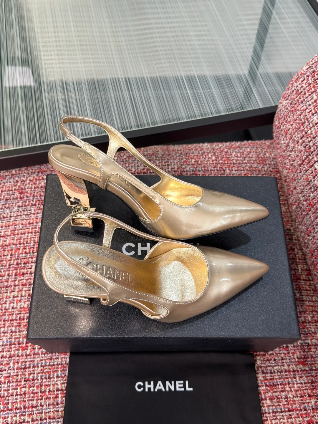 Women's Heels CHANEL 17740529