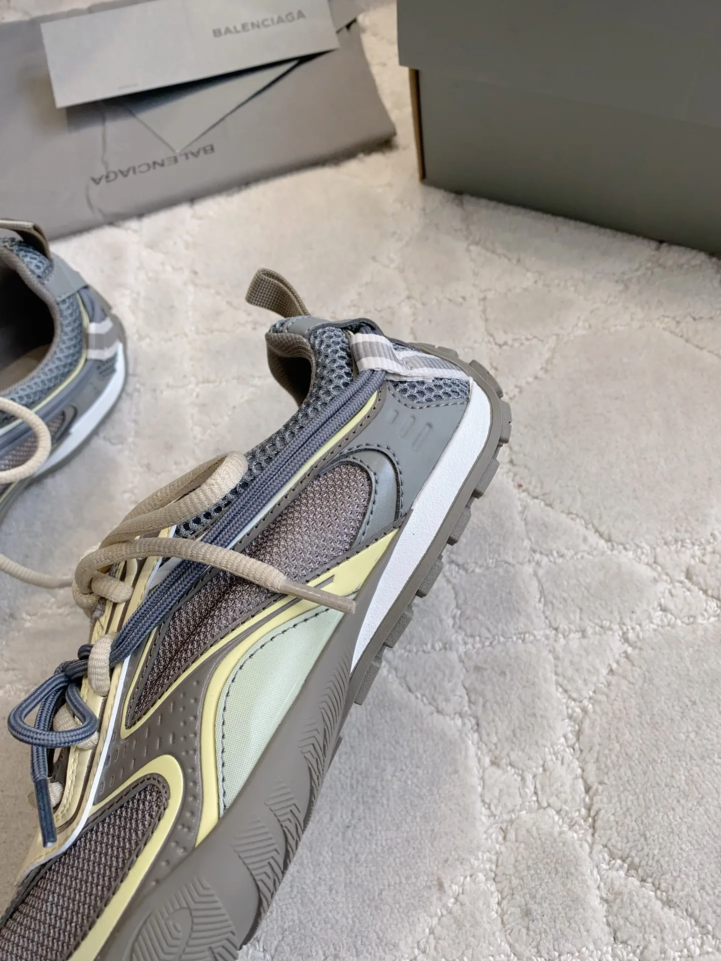 Women's Sneakers BALENCIAGA 18133406