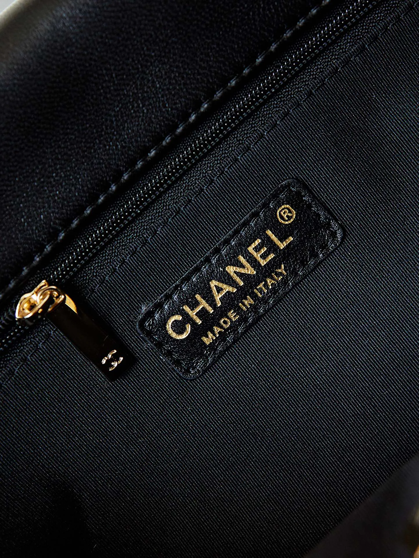 Women's Classic Handbags CHANEL 18065672